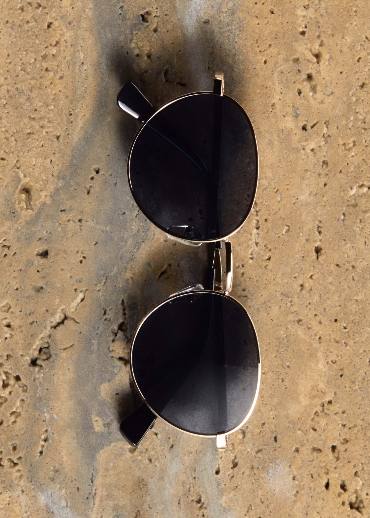 Round metal-rimmed sunglasses - Details of the article 7