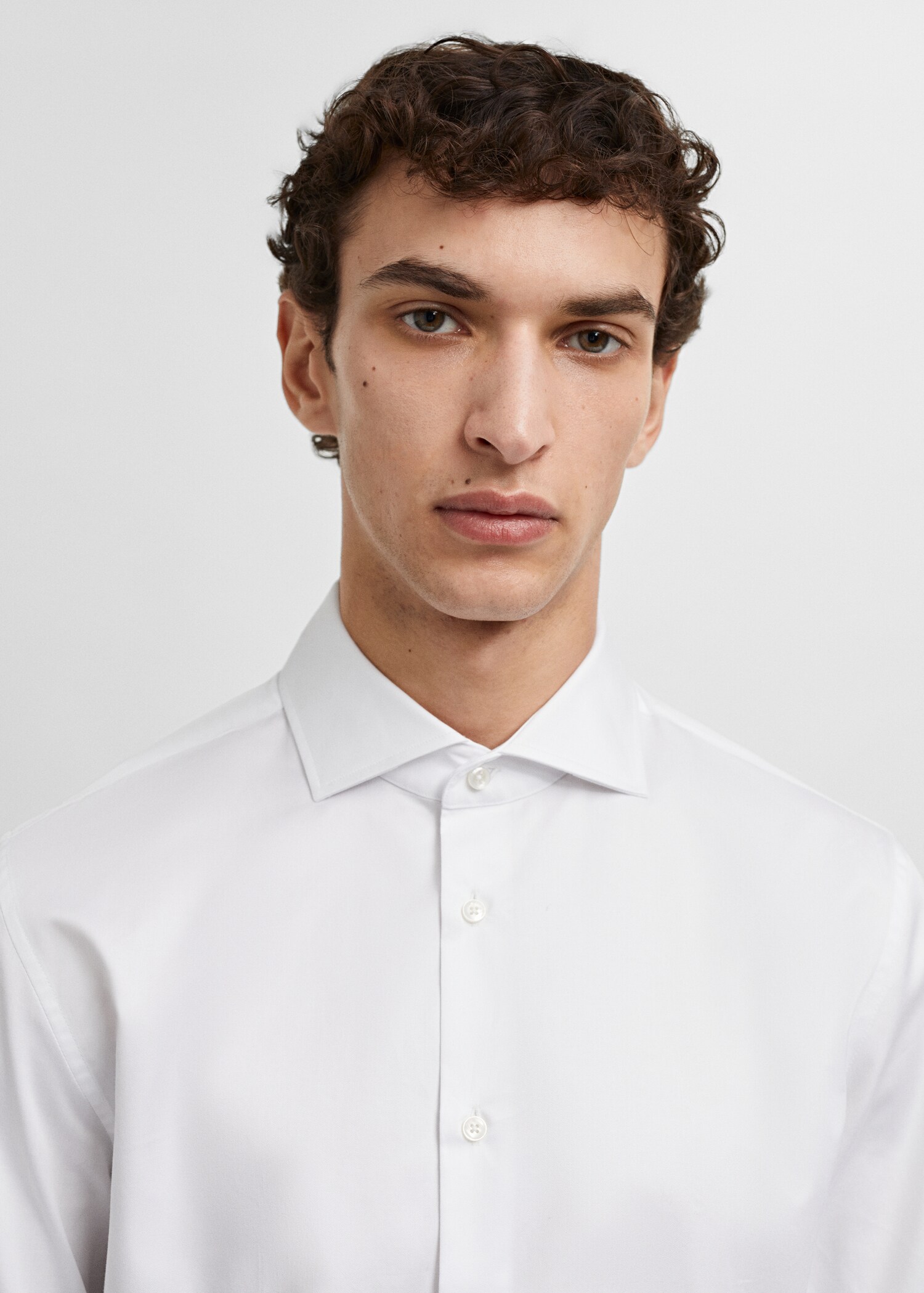 Slim-fit twill fabric suit with shirt cufflinks - Details of the article 1