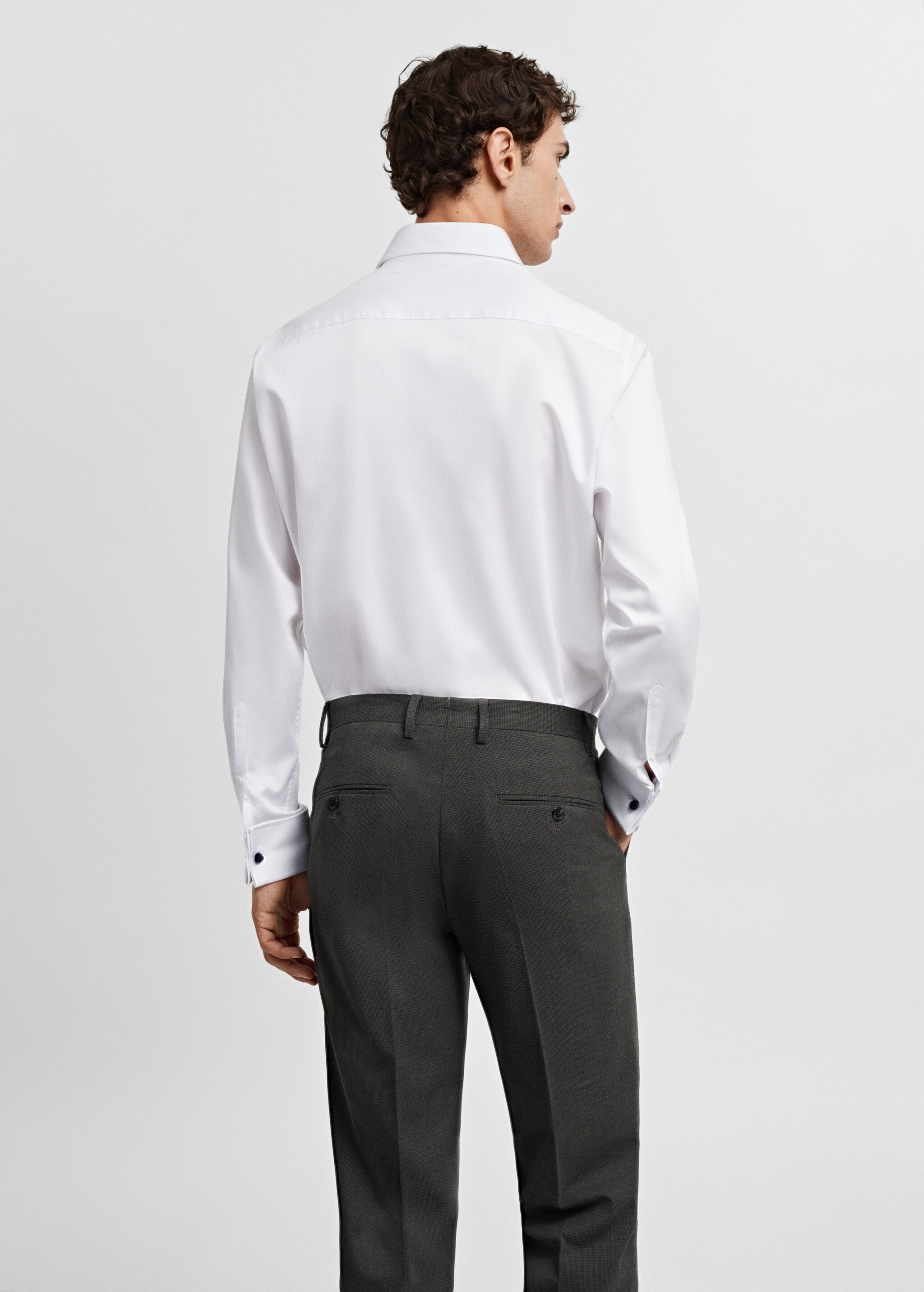 Regular-fit suit shirt with cufflinks - Reverse of the article