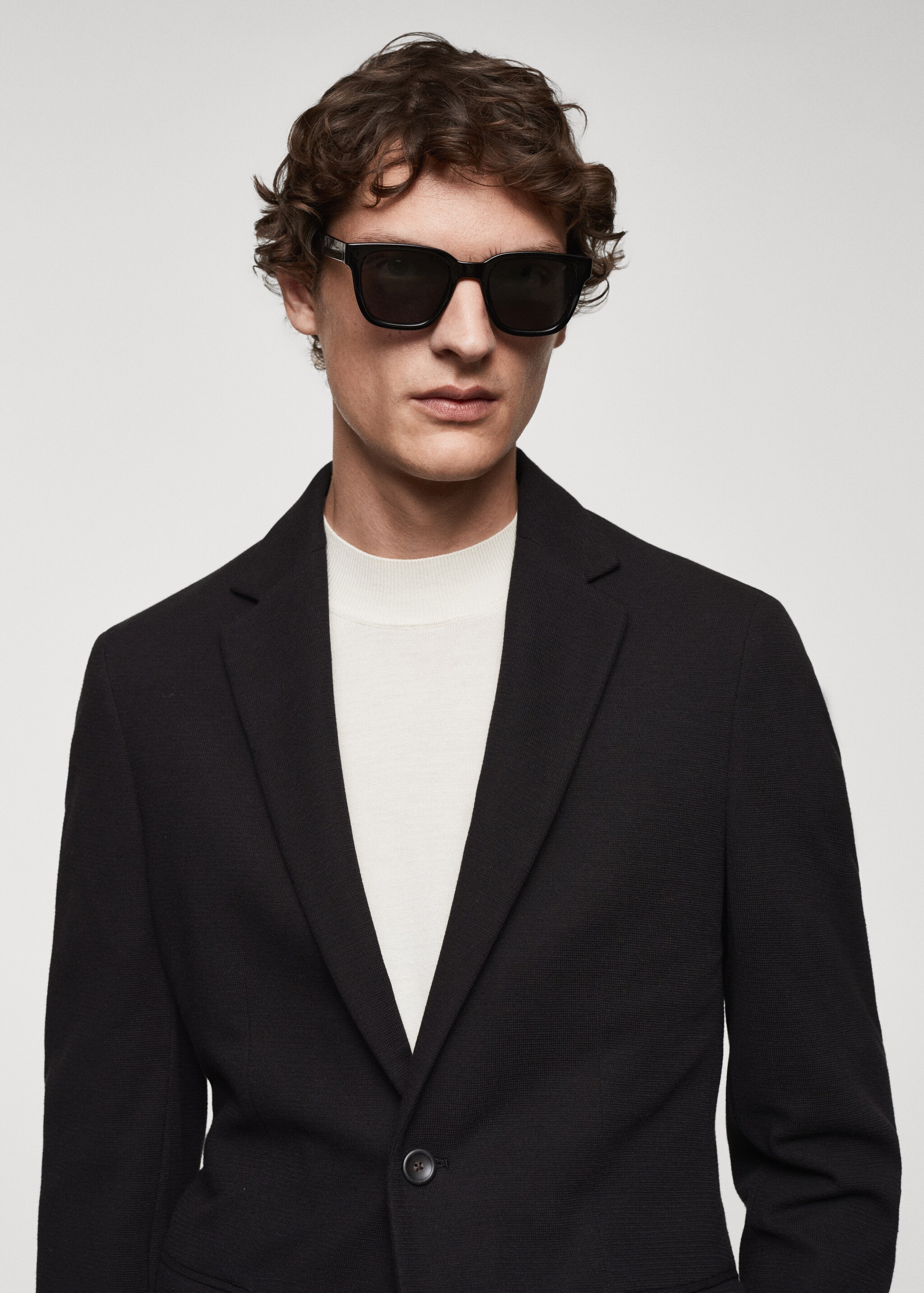 Structured slim fit cotton blazer - Details of the article 1