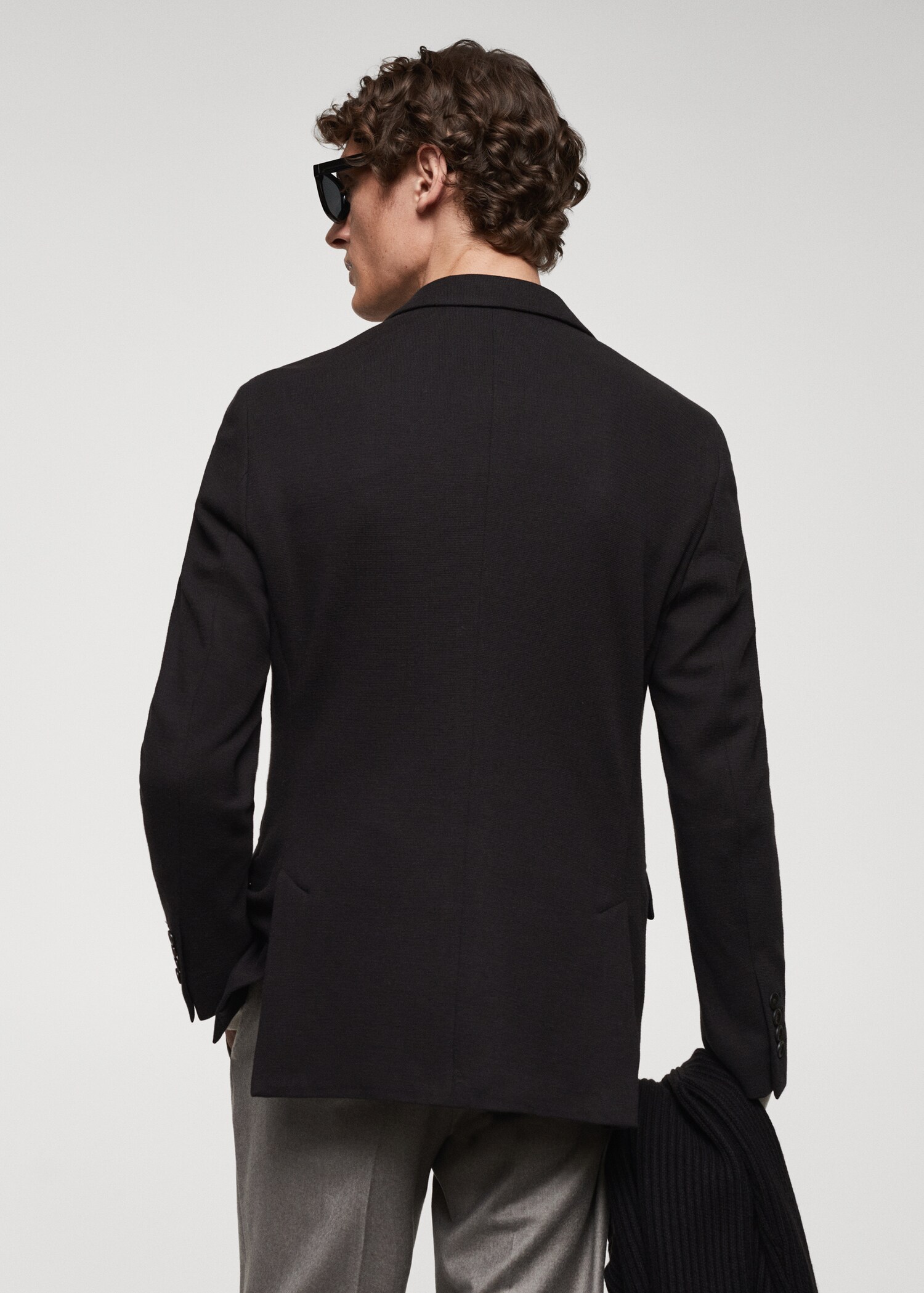 Blazer slim fit de algodão com estrutura - Verso do artigo