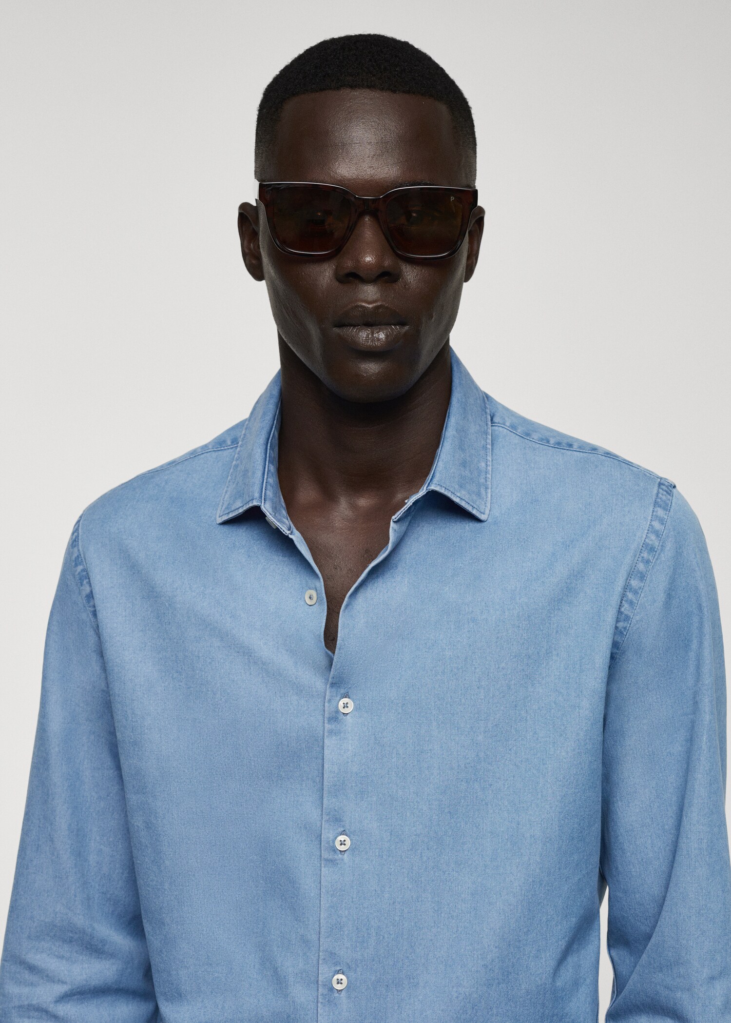 Camisa regular fit chambray algodón - Detalle del artículo 1