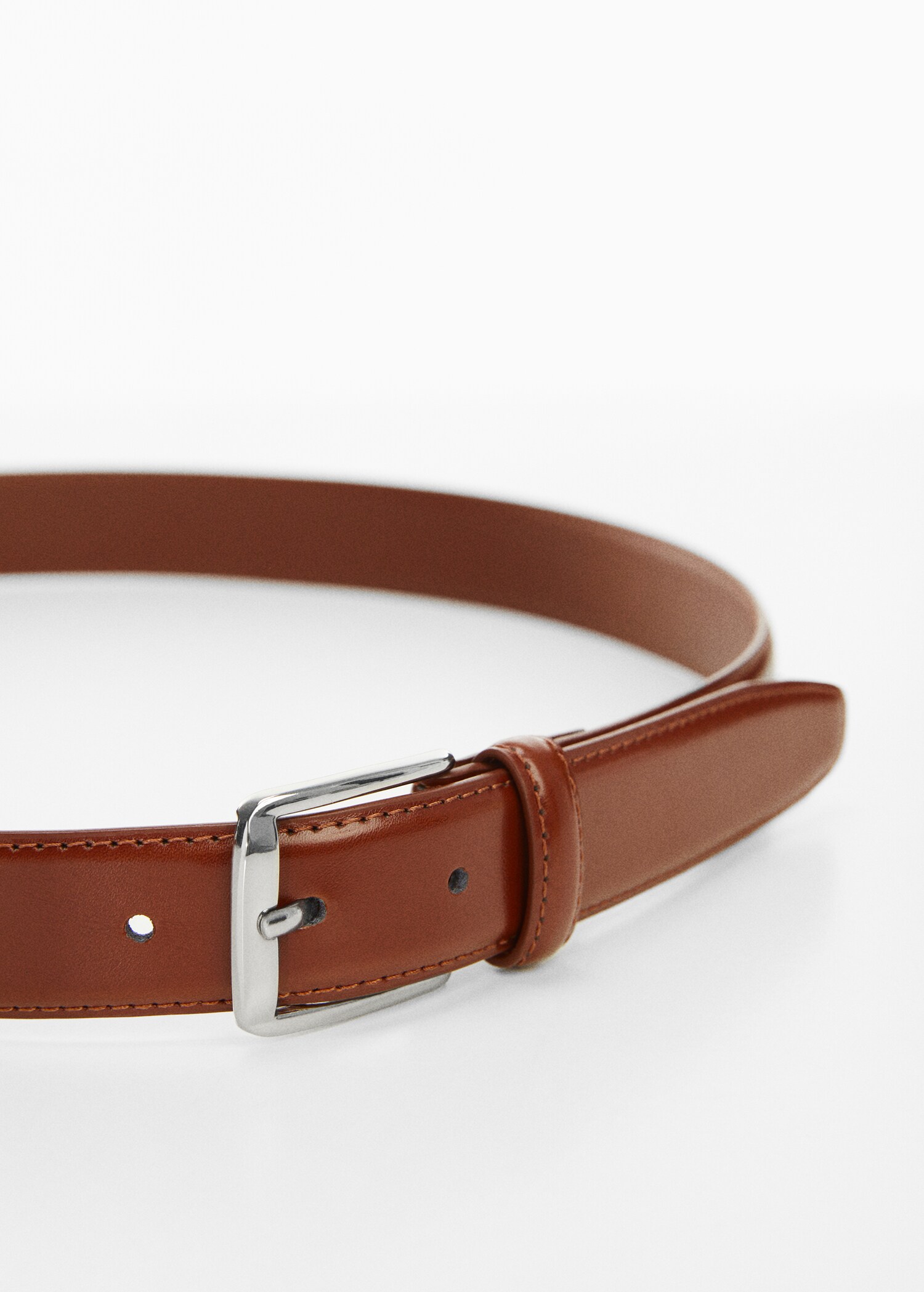 Ceinture en cuir  - Plan moyen