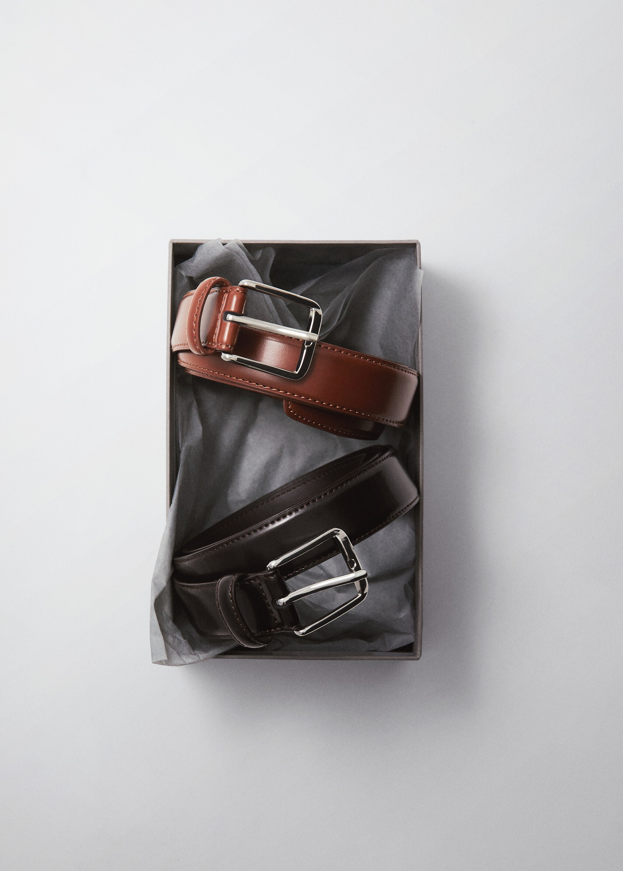 Leather belt - Details of the article 9