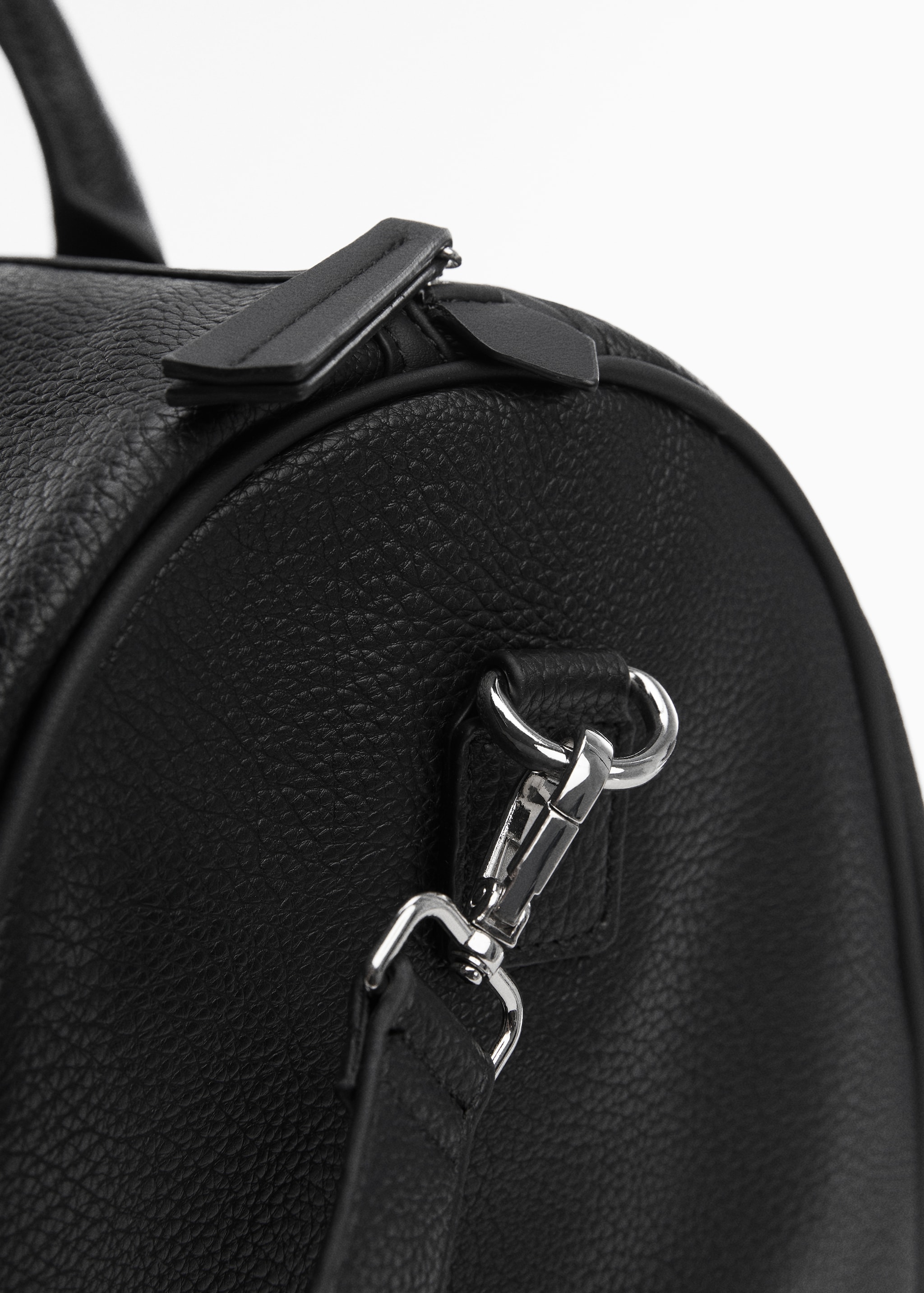 Patent leather-effect bowling bag - Details of the article 1