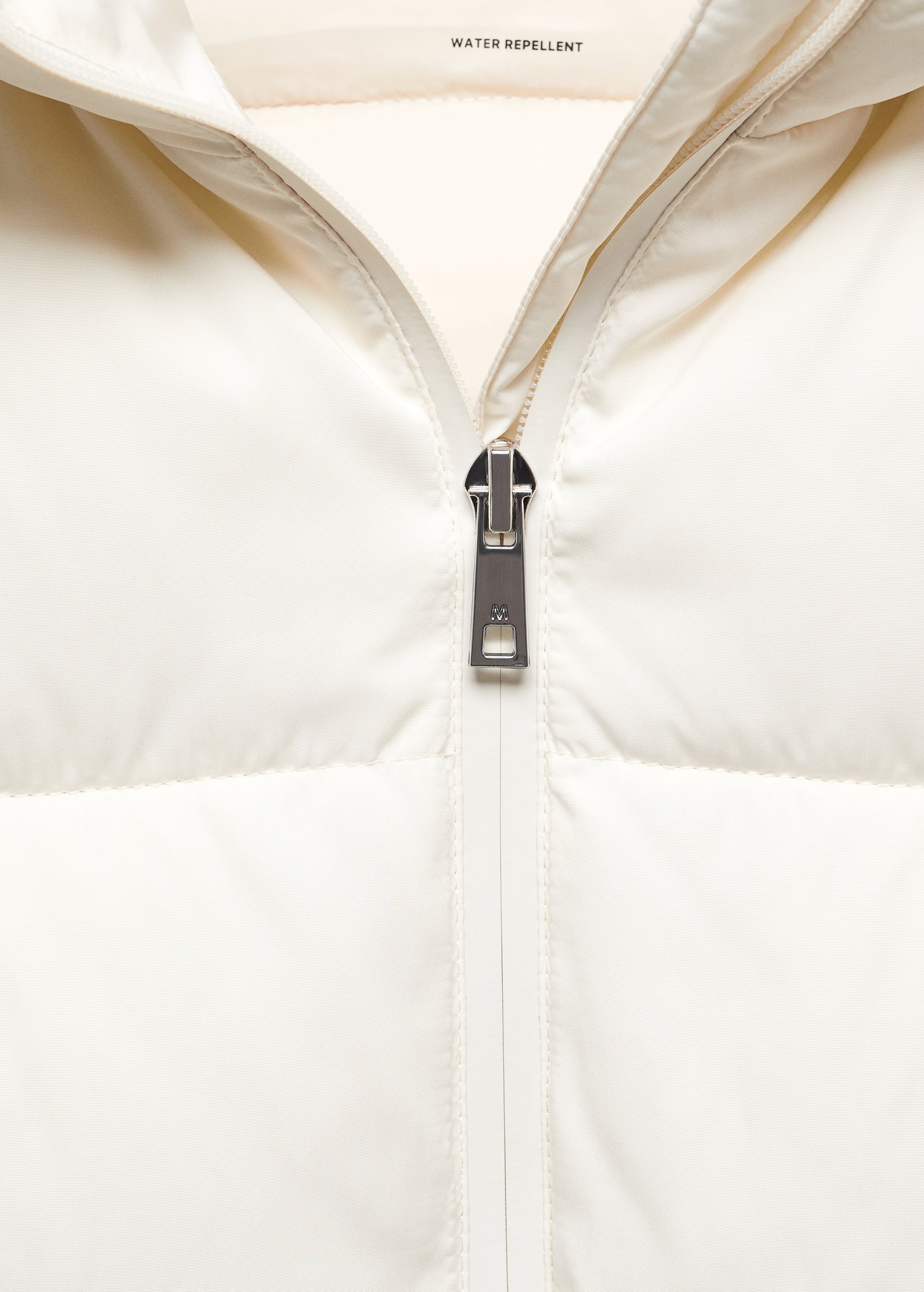 Hood quilted coat - Details of the article 8