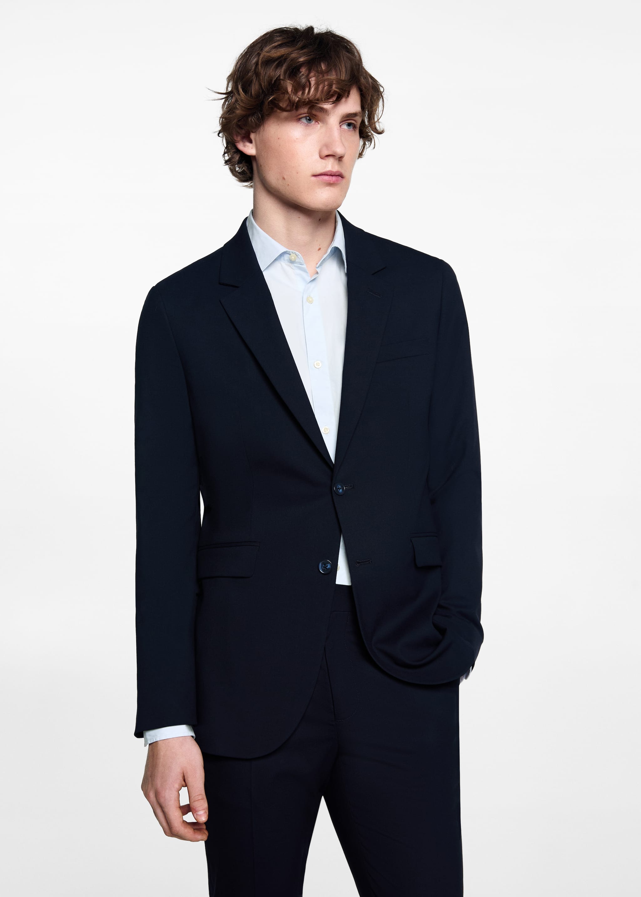 Slim-fit suit jacket - Средний план
