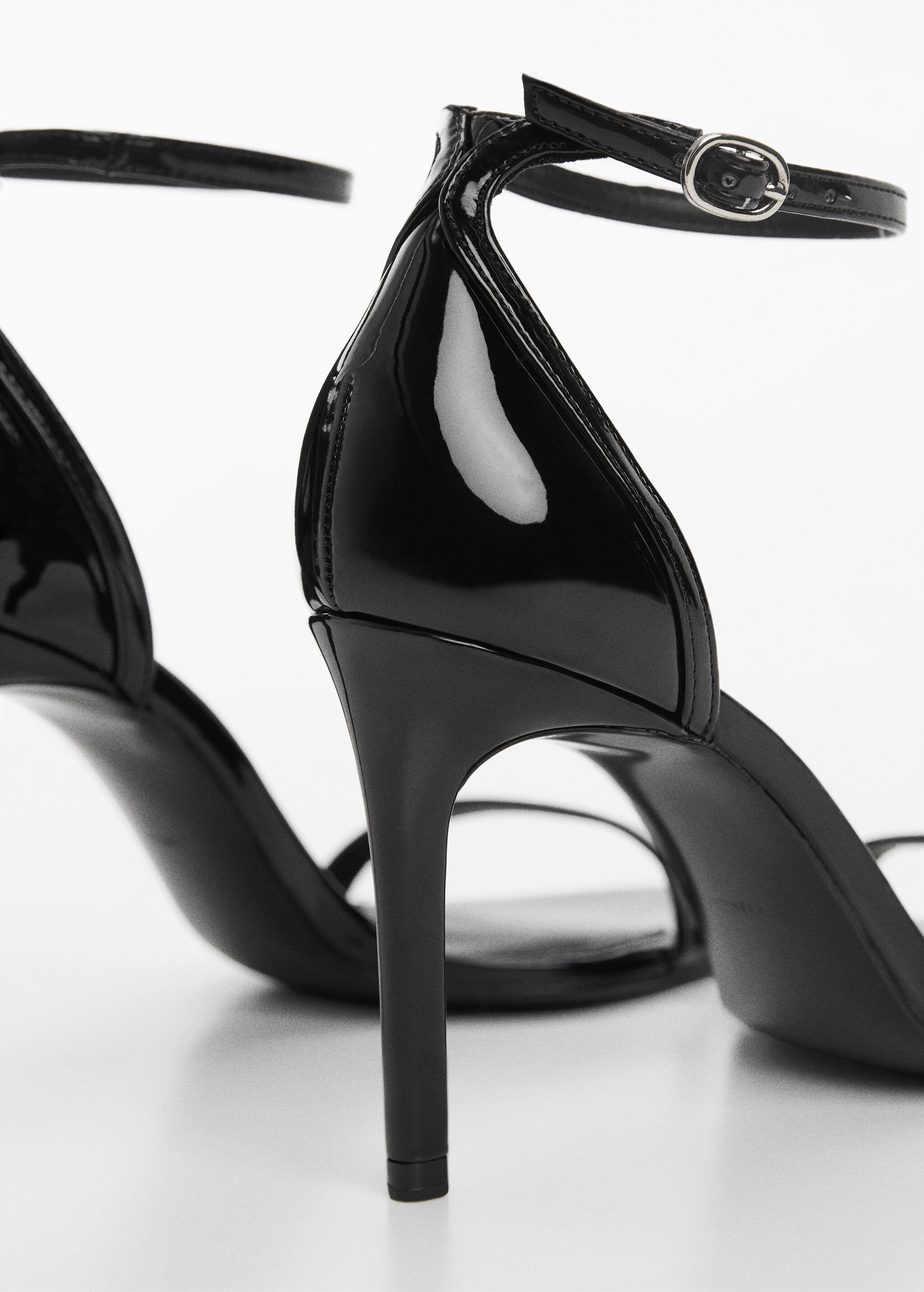 Patent leather effect heeled sandal - Details of the article 1