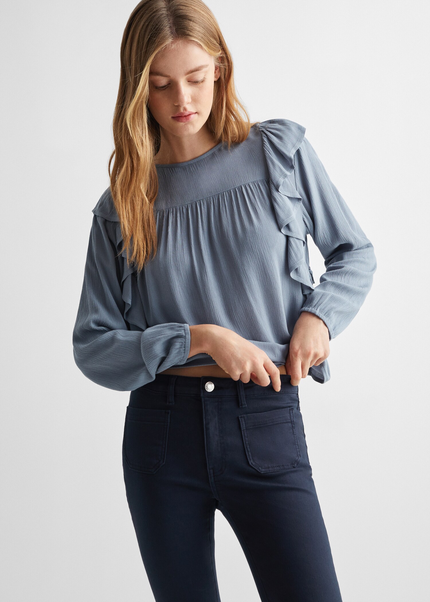 Ruffled blouse - Medium plane