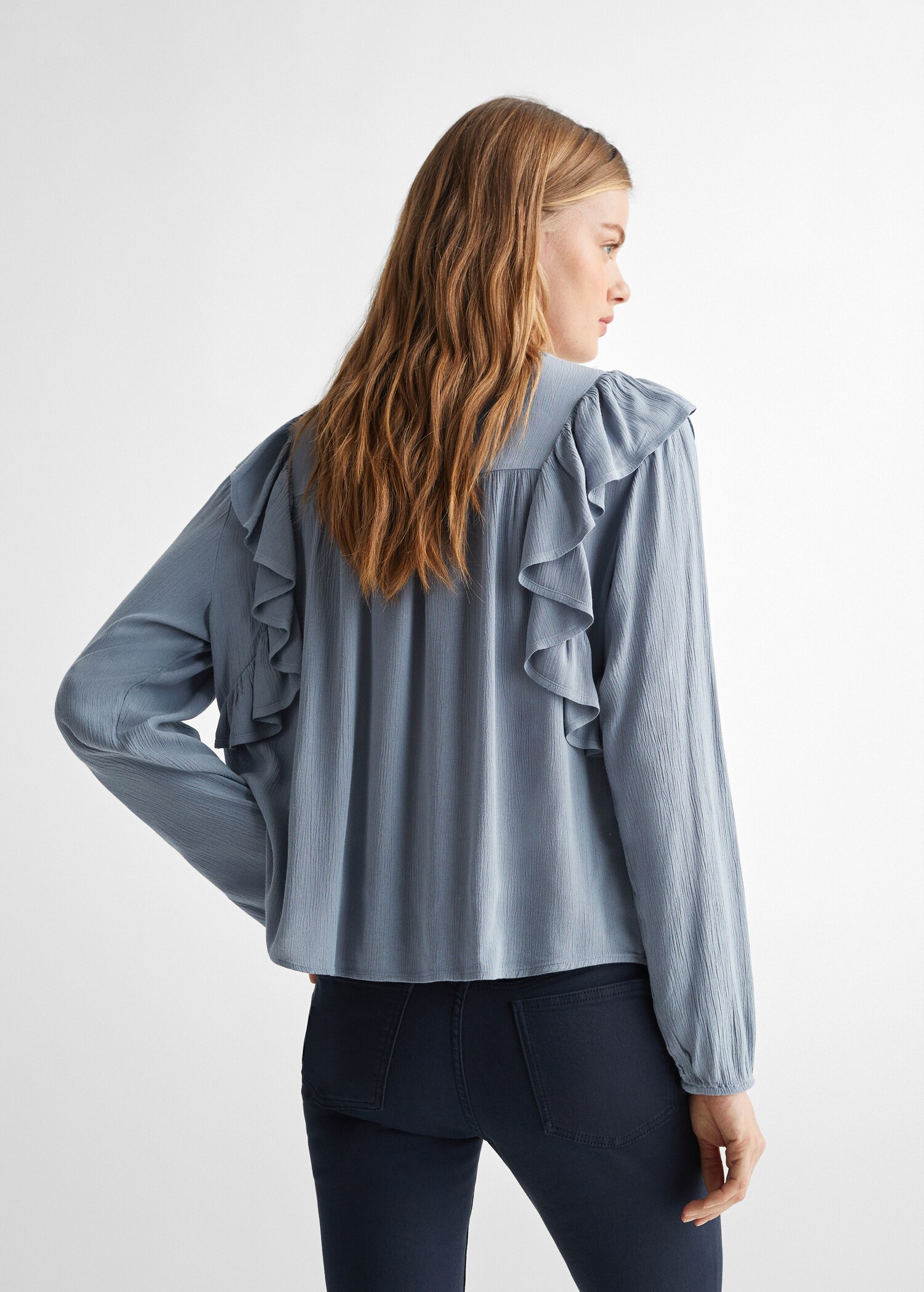Ruffled blouse - Reverse of the article