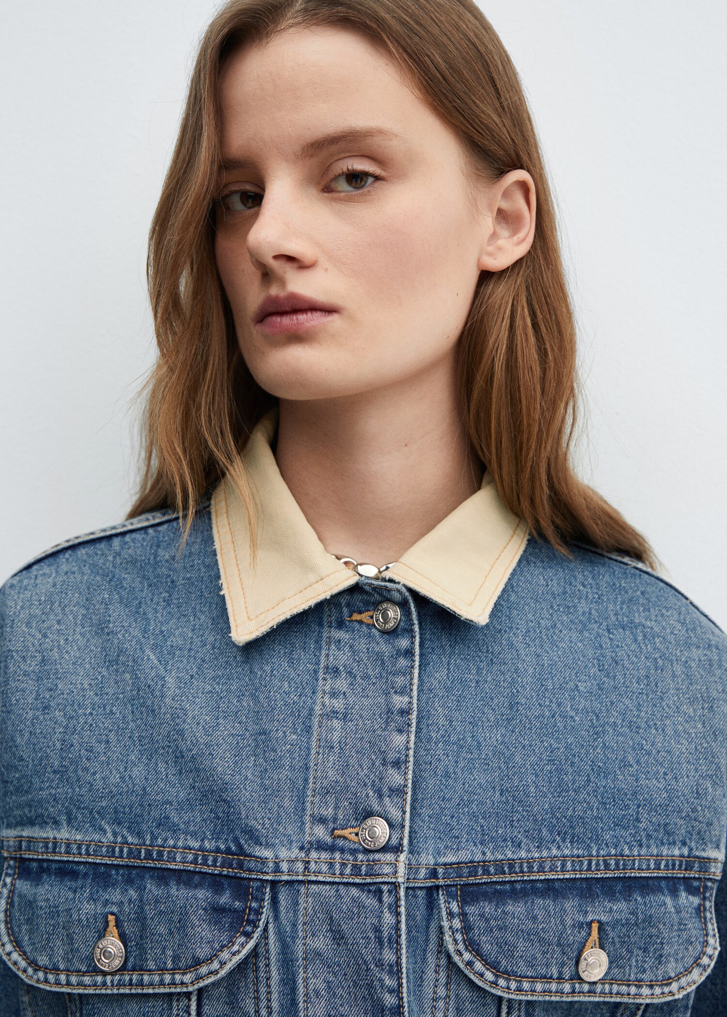 Contrast denim jacket - Details of the article 1