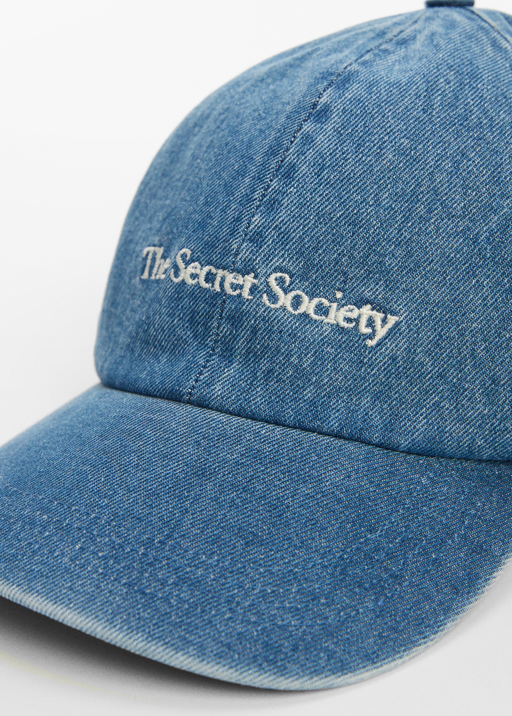 Denim cap with message - Details of the article 2