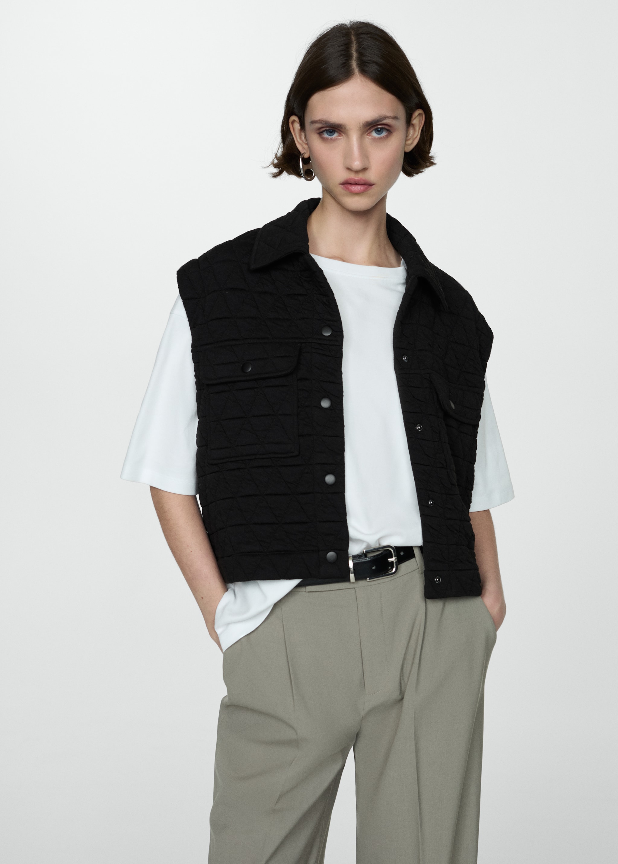 Quilted gilet with buttons - Medium plane
