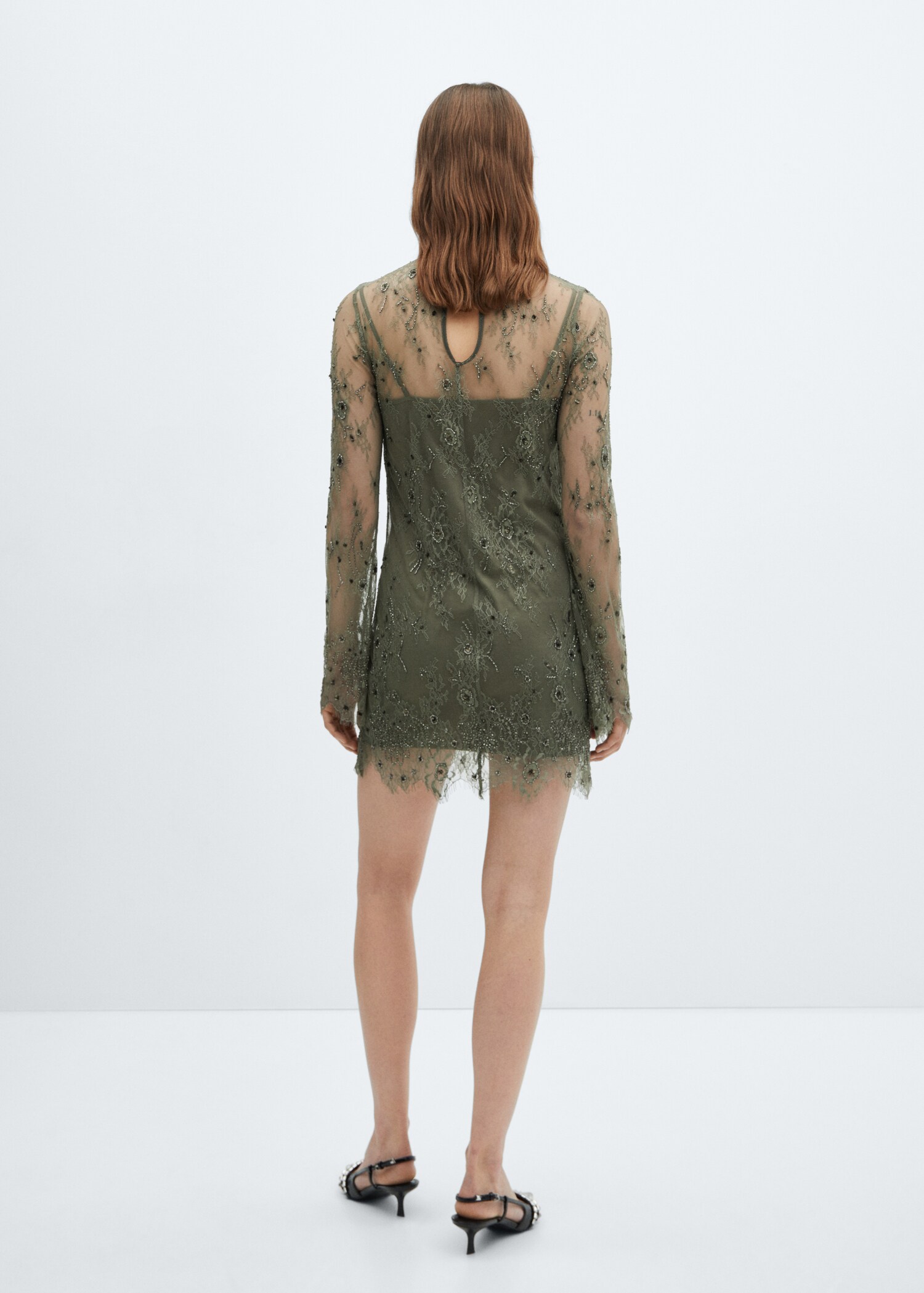 Robe dentelle brodée - Verso de l’article