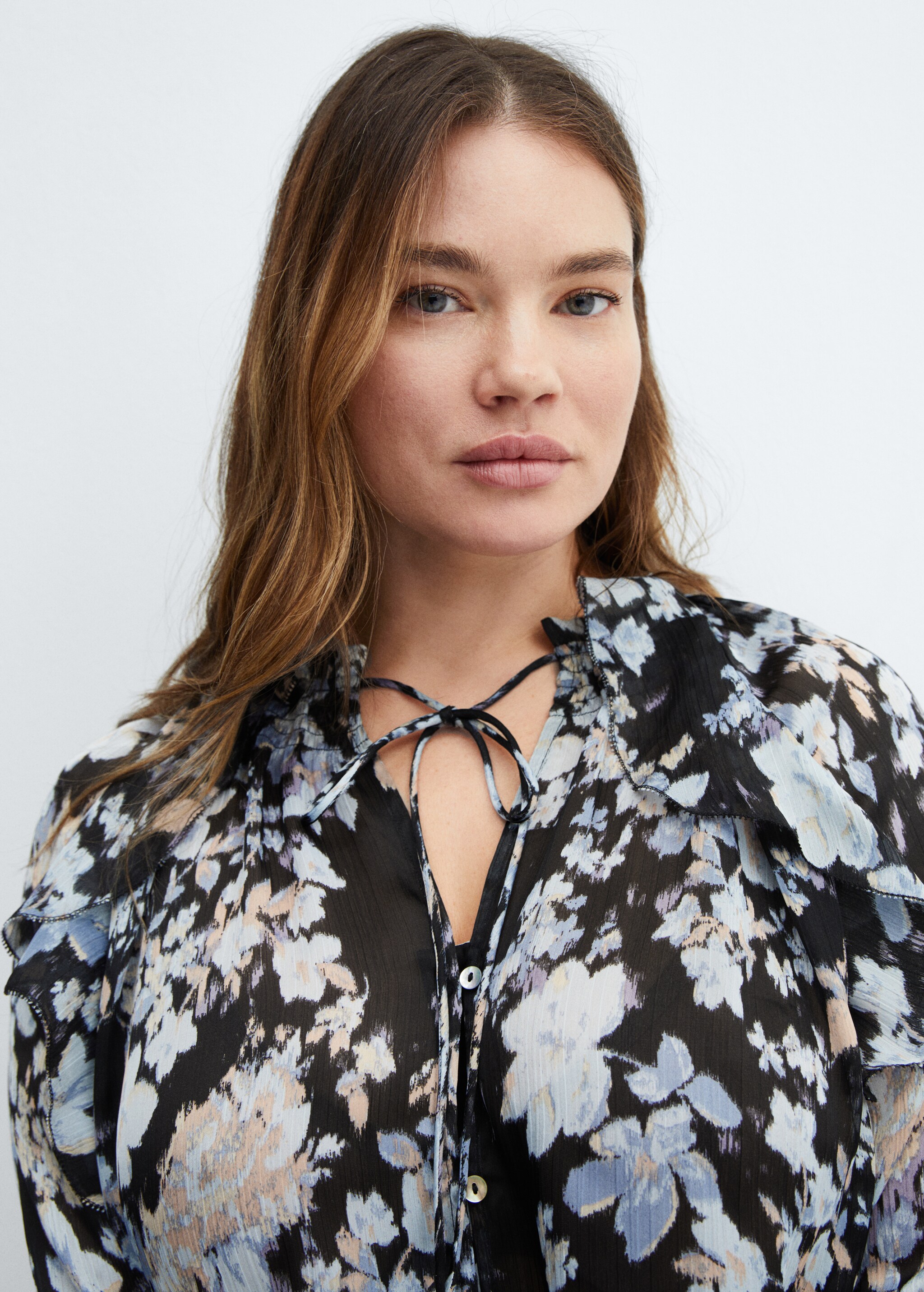 Floral-print flowy blouse - Details of the article 4