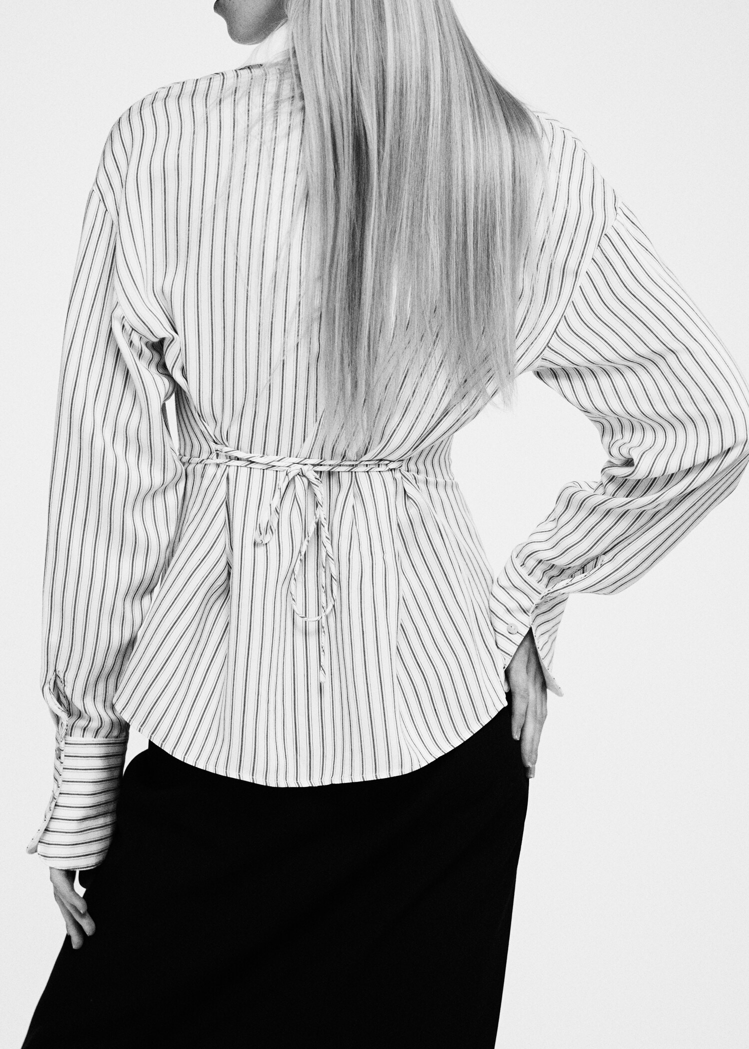 Striped bow blouse - Details of the article 7