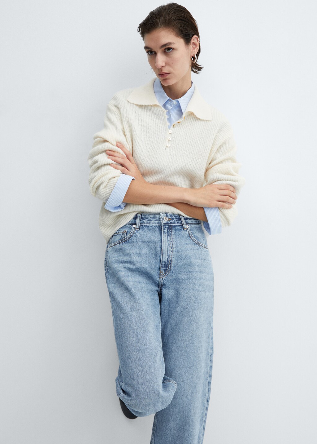 Wide leg mid-rise jeans - image 4