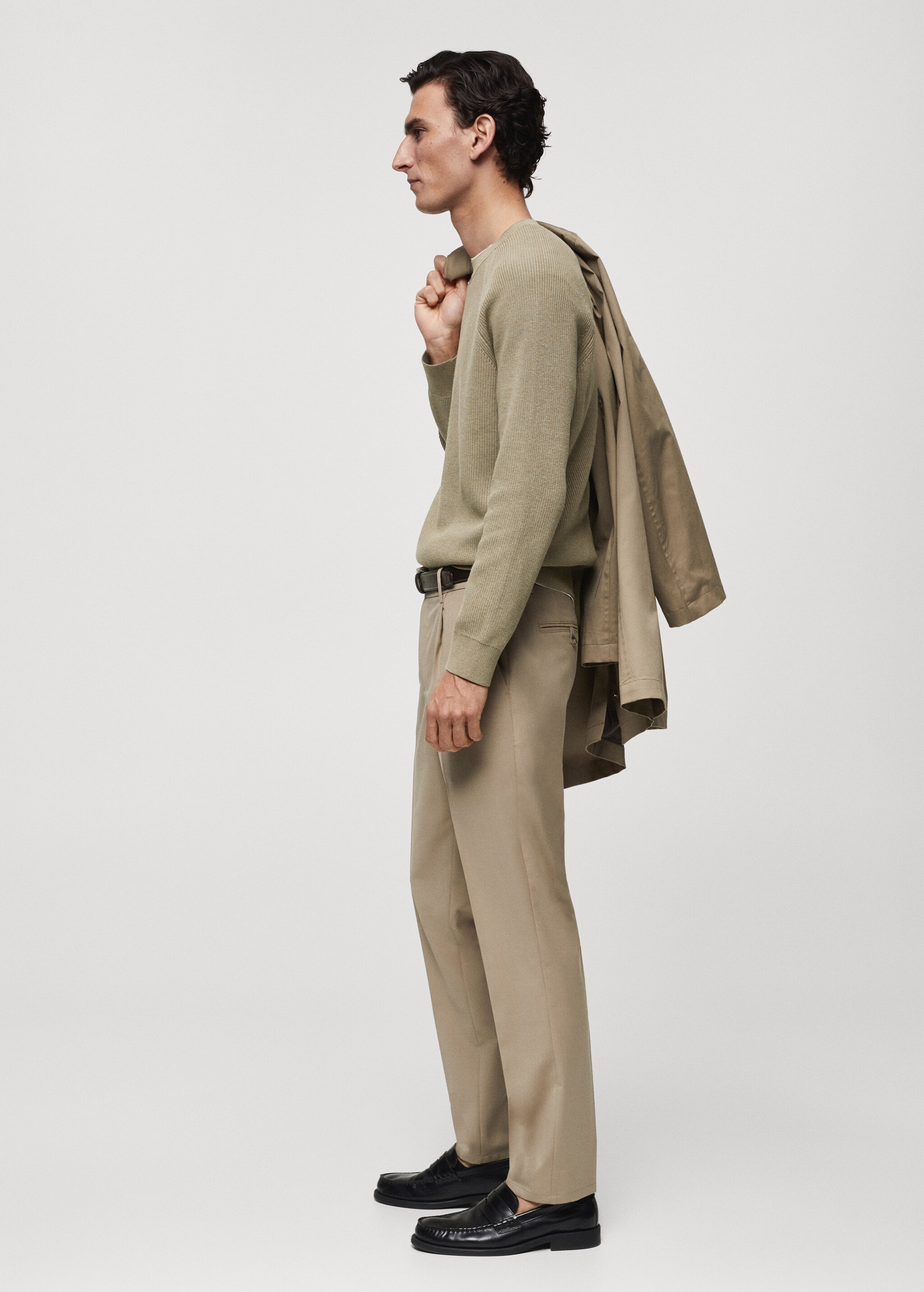 Cold wool trousers with pleat detail - Details of the article 2