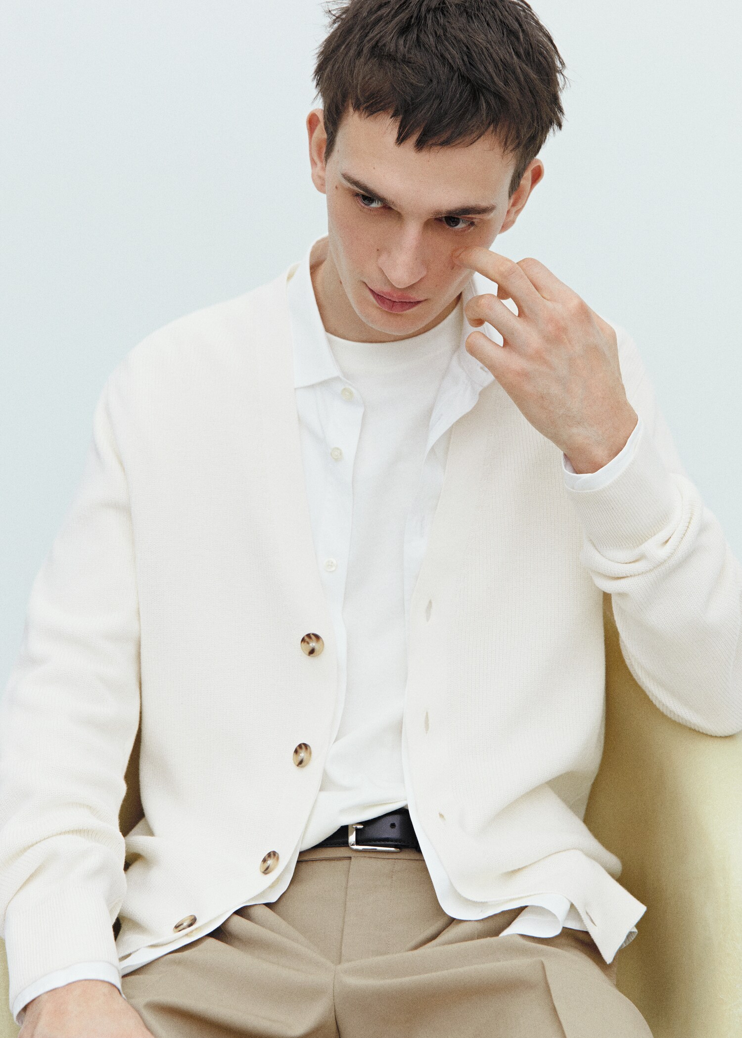 Buttoned ribbed cardigan - Details of the article 6