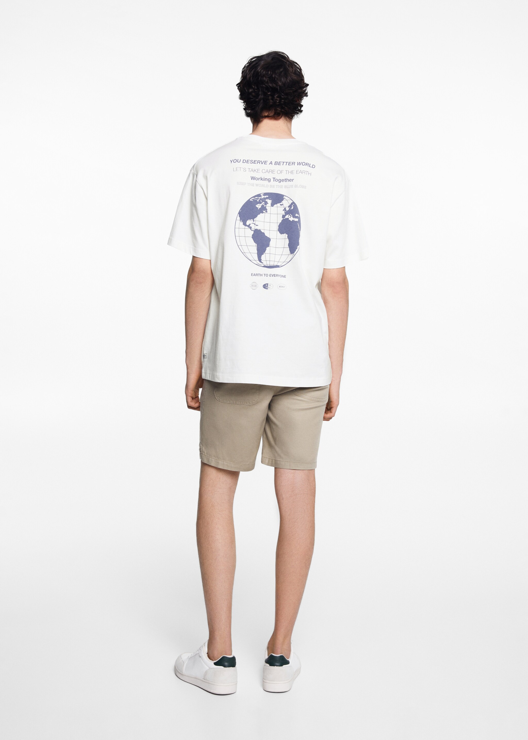 Short-sleeved printed t-shirt - Reverse of the article