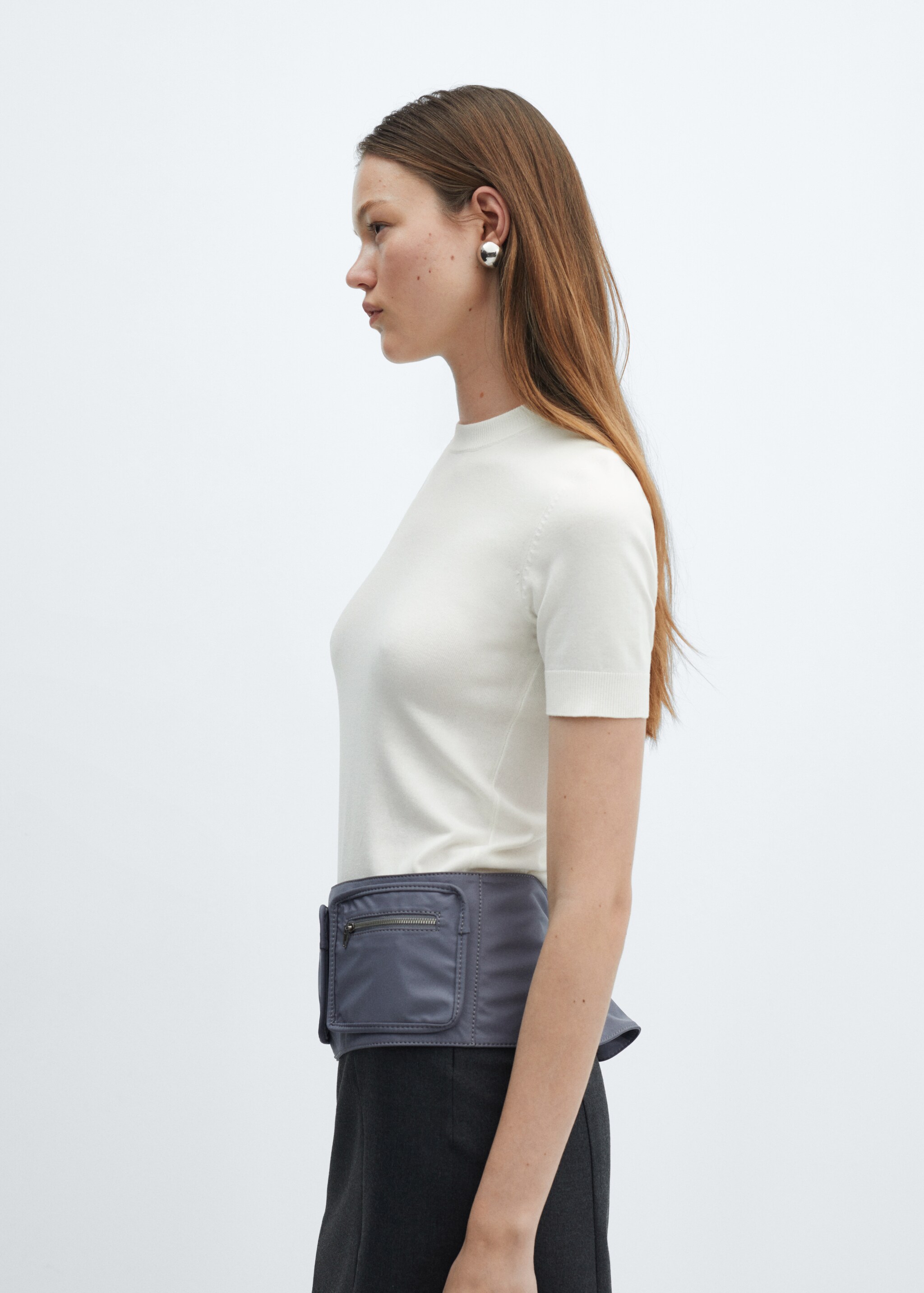 Short sleeve sweater - Details of the article 1