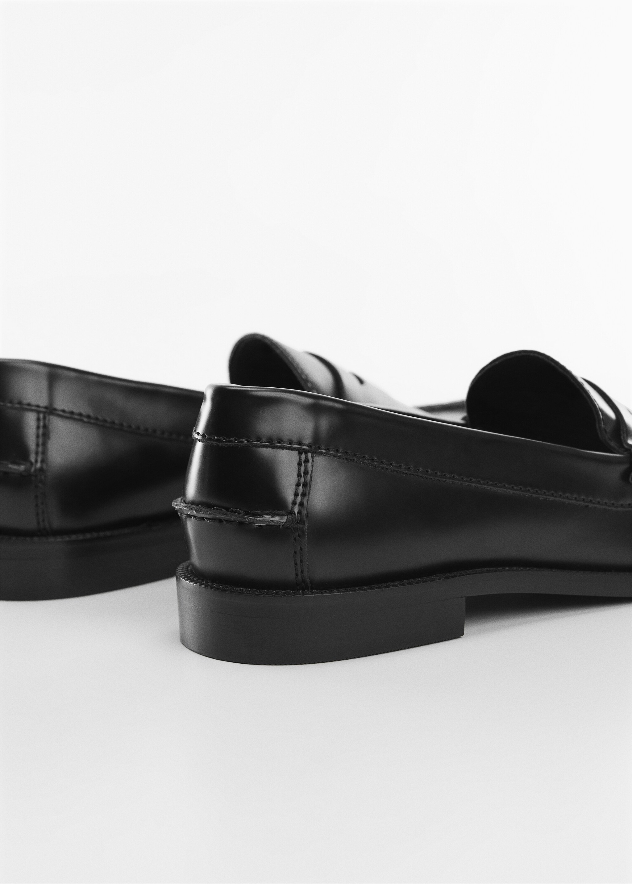 Classic loafers - Details of the article 1