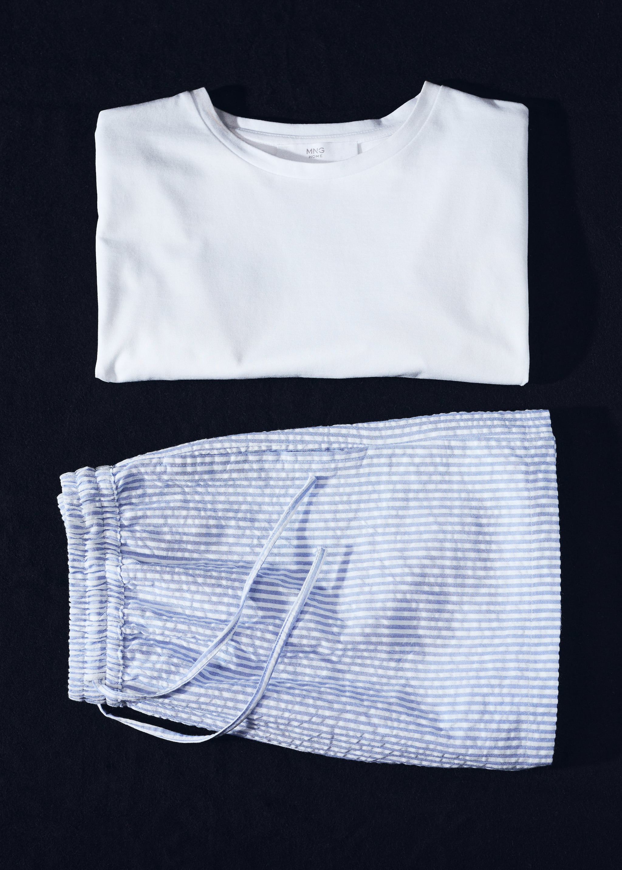 Two-piece striped cotton pyjamas - Details of the article 7