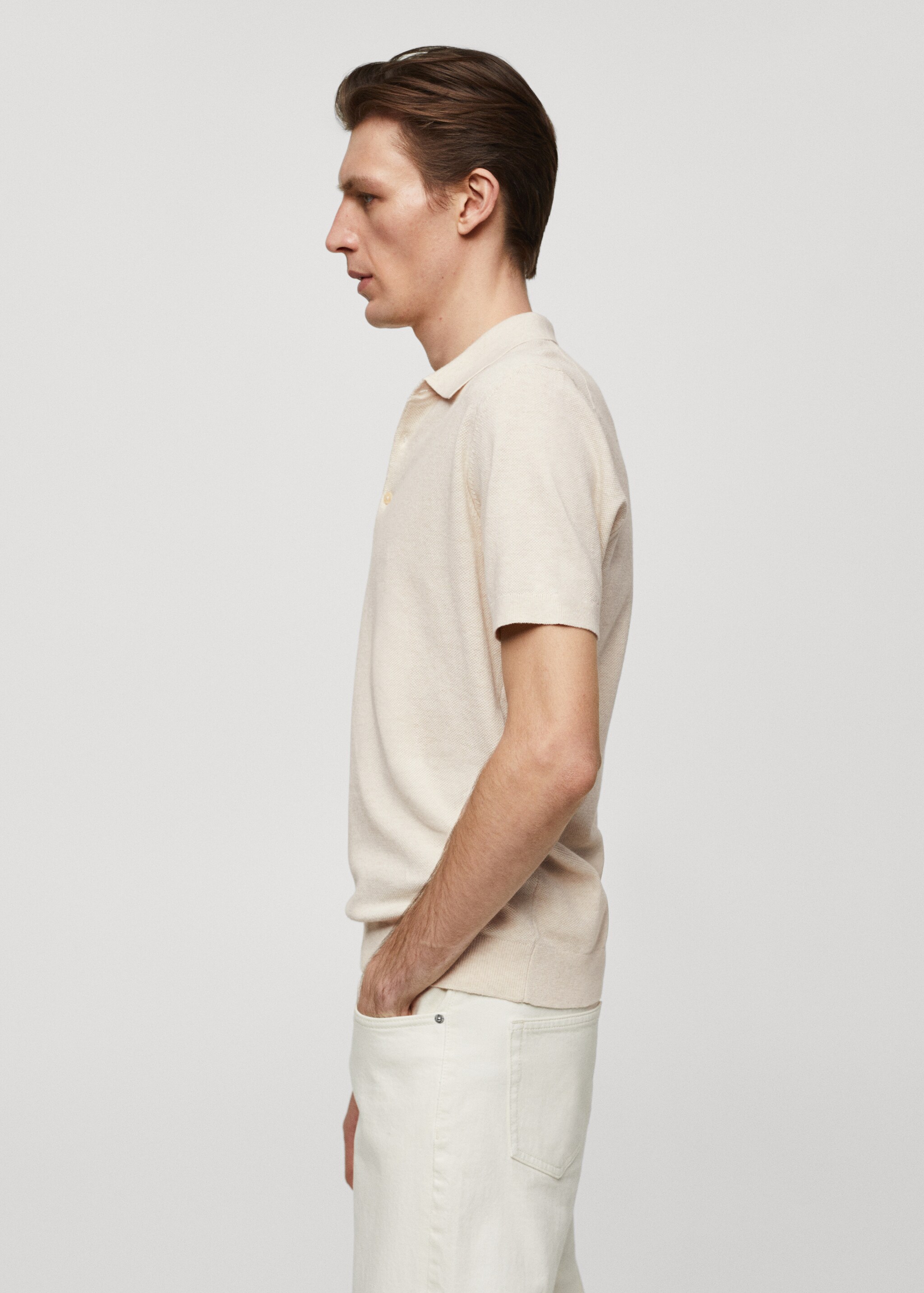 Short-sleeve knitted polo shirt - Details of the article 6