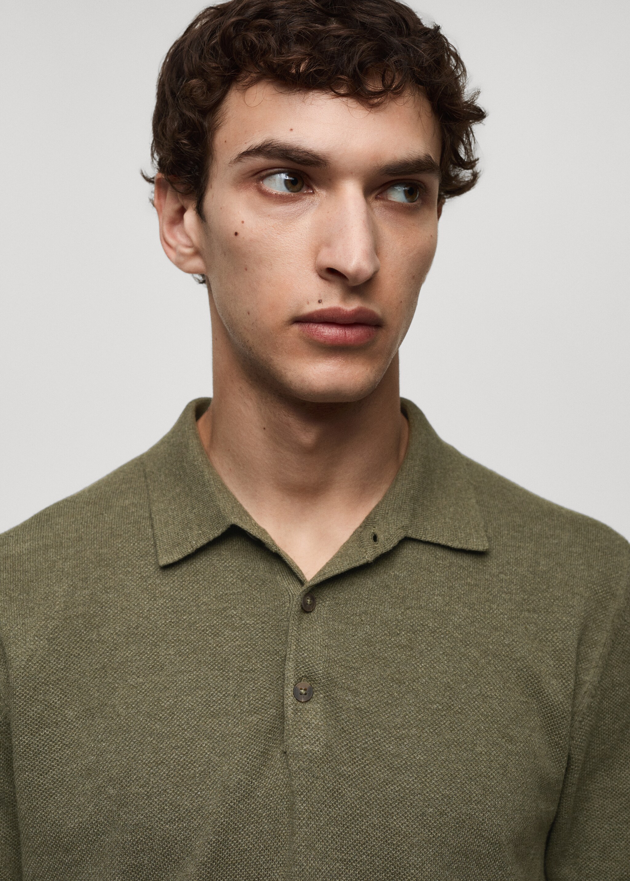Short-sleeve knitted polo shirt - Details of the article 1