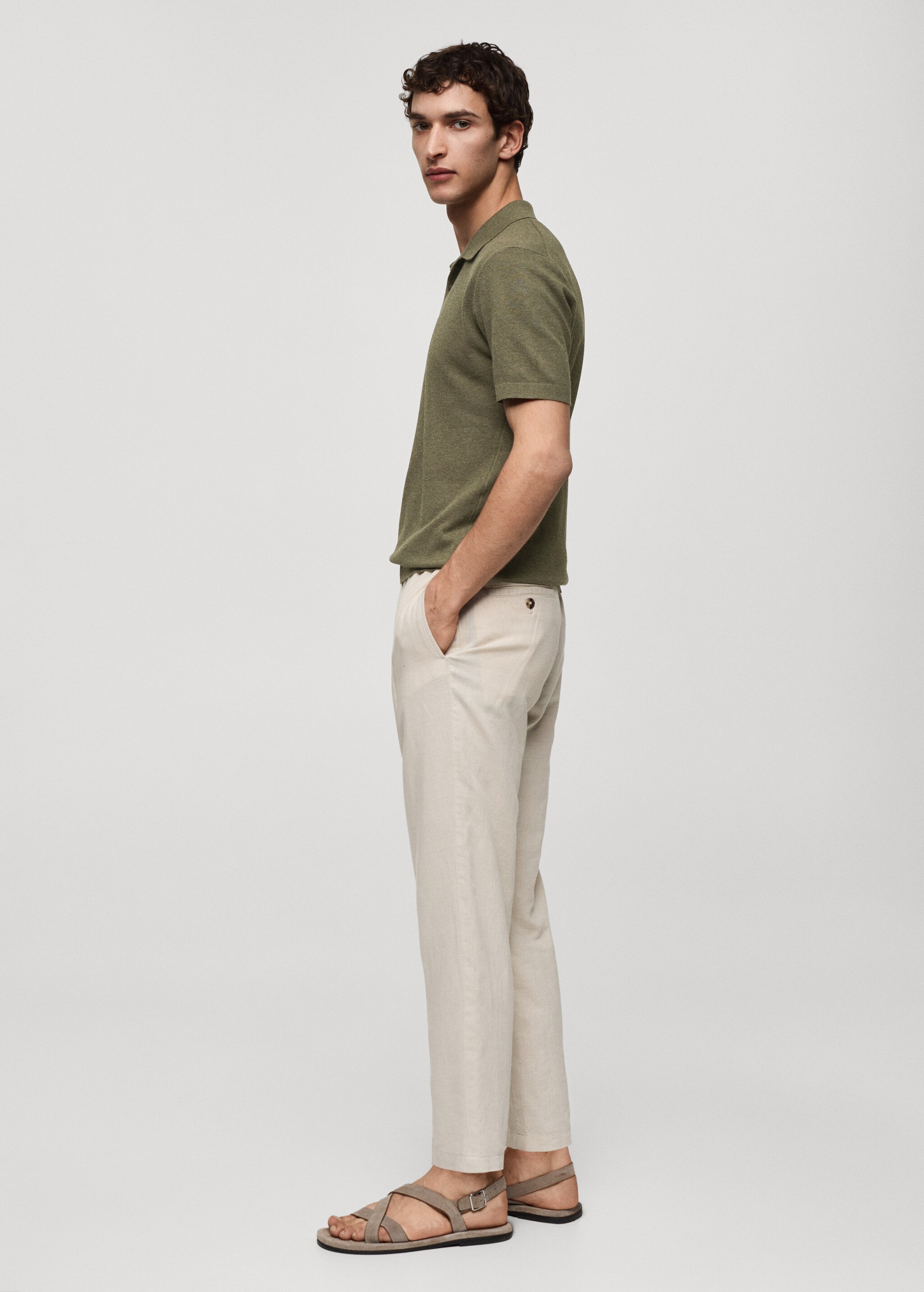 Short-sleeve knitted polo shirt - Details of the article 2