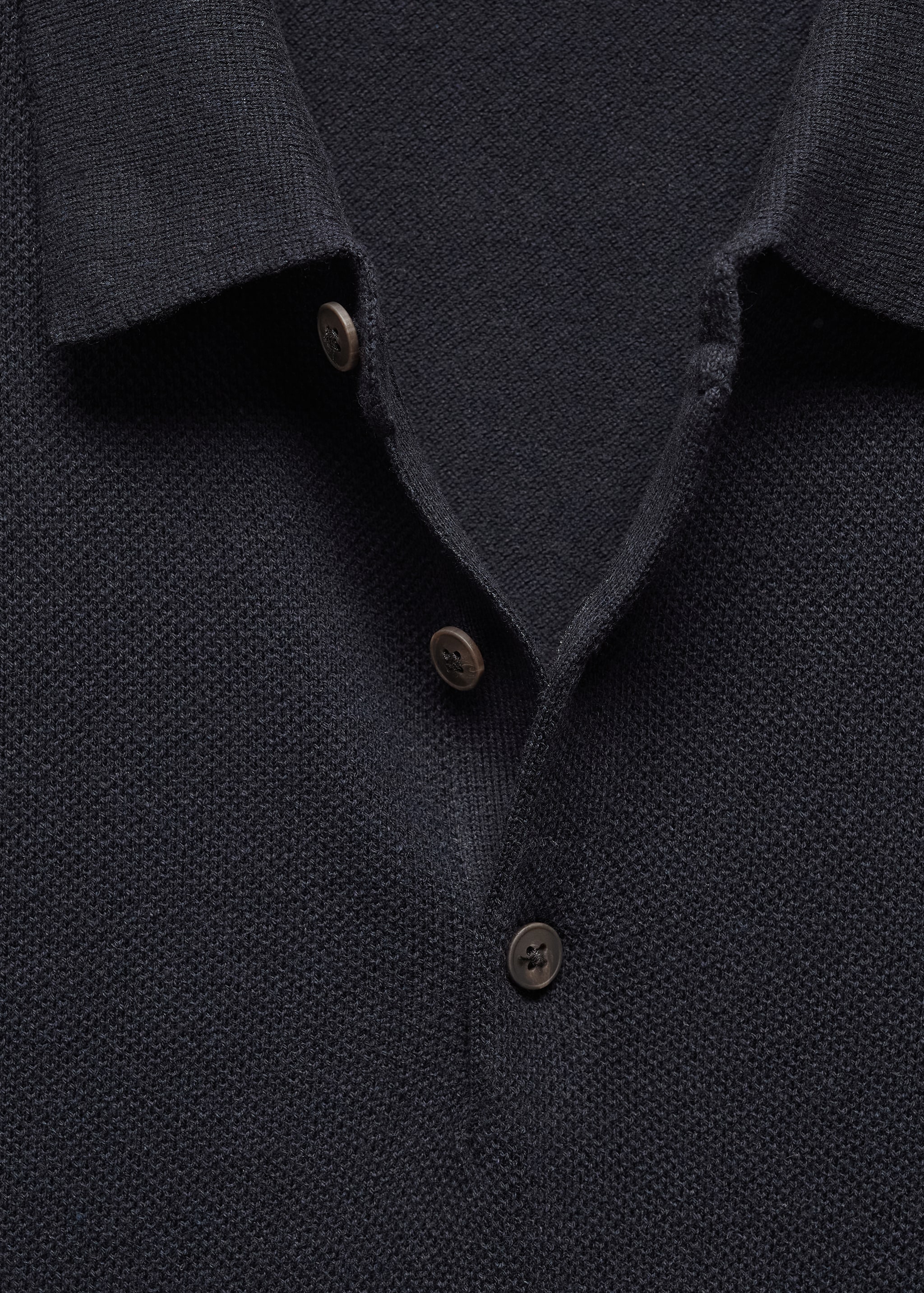 Short-sleeve knitted polo shirt - Details of the article 8