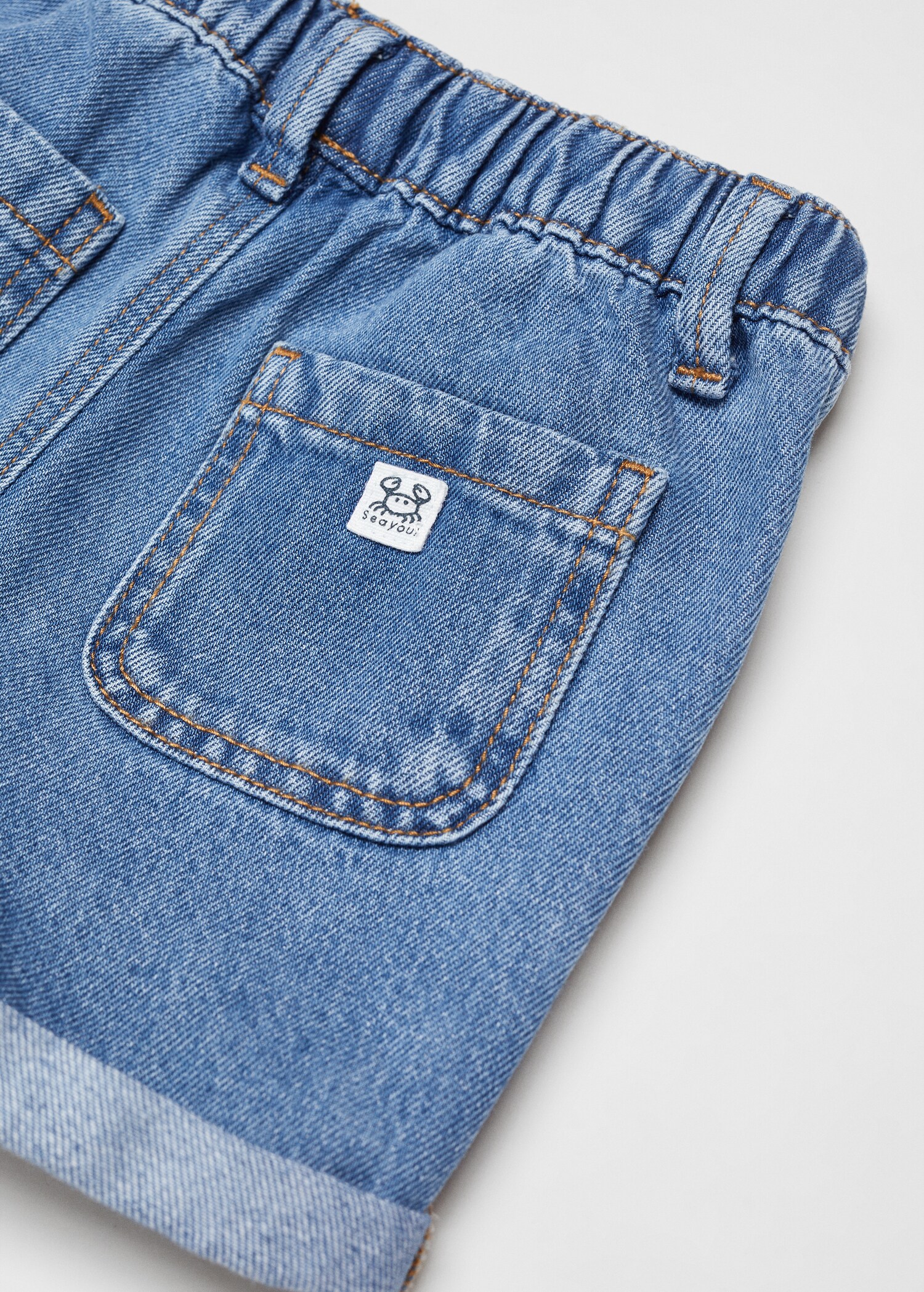 Elastic waist denim Bermuda shorts - Details of the article 0