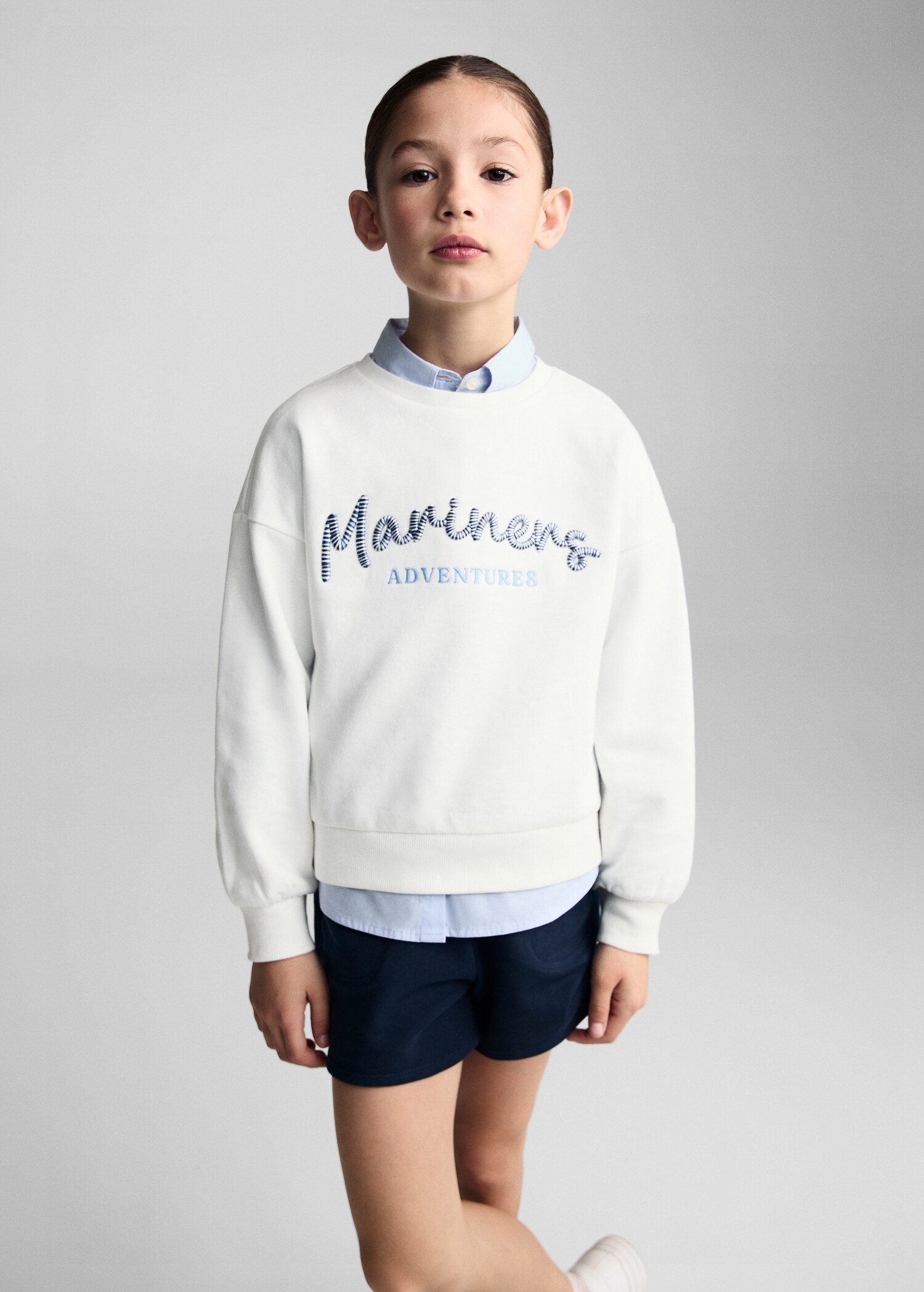 Sweat-shirt coton à message en relief - Plan moyen