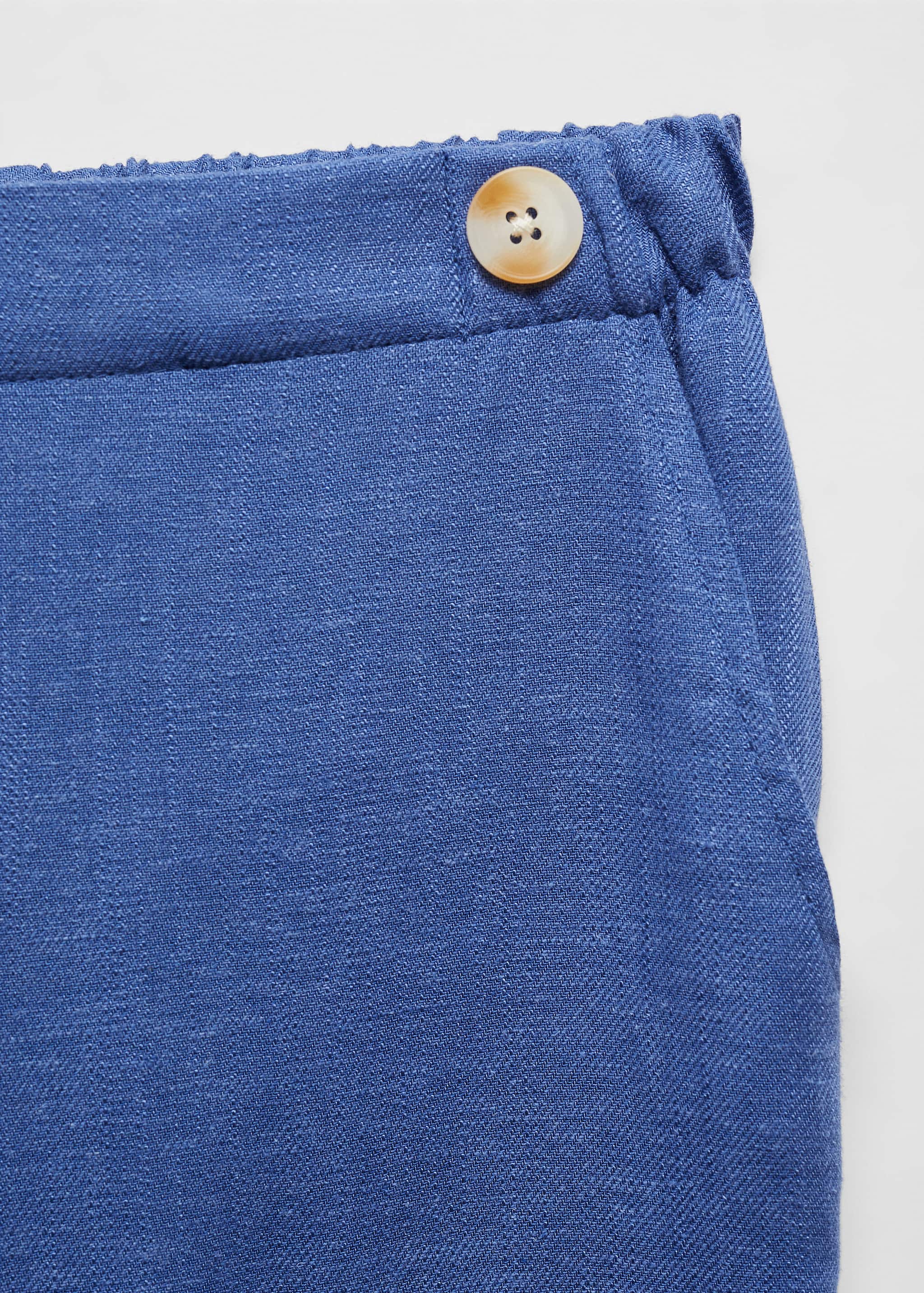 Linen trousers with buttons - Details of the article 8