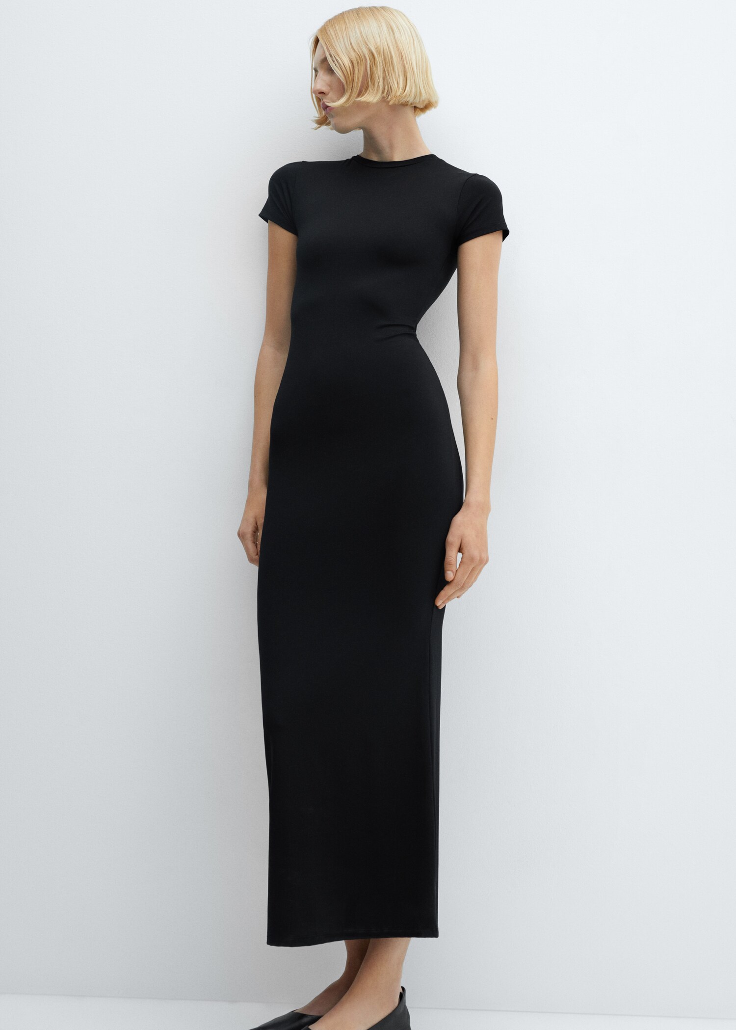 Short sleeved dress - Details of the article 2