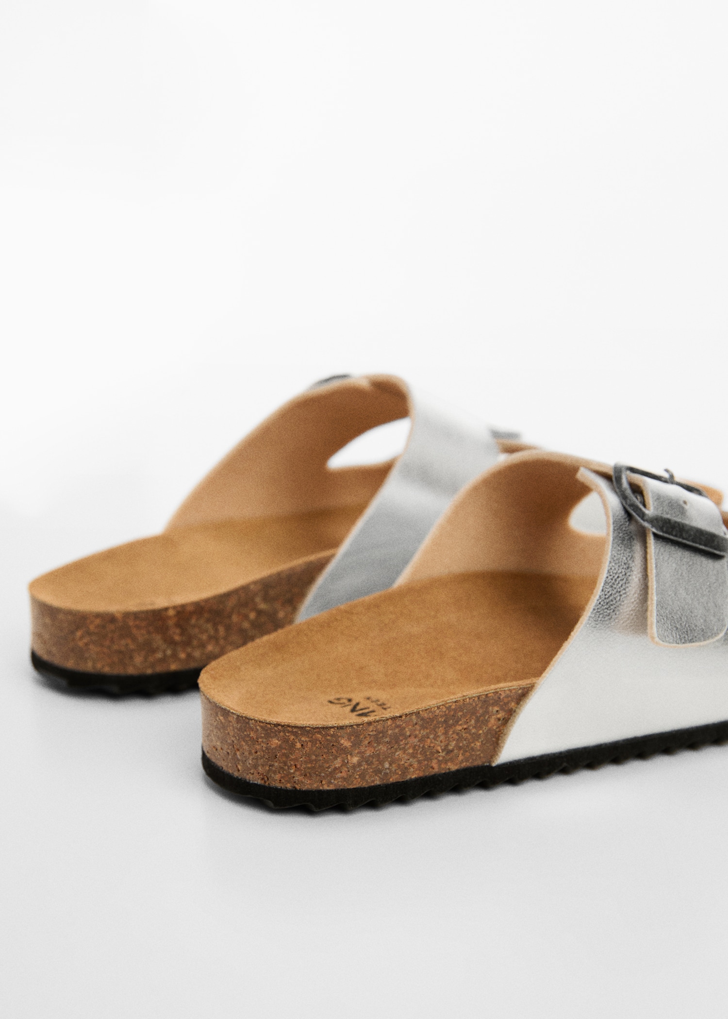 Sandales boucles métallisées - Détail de l'article 1
