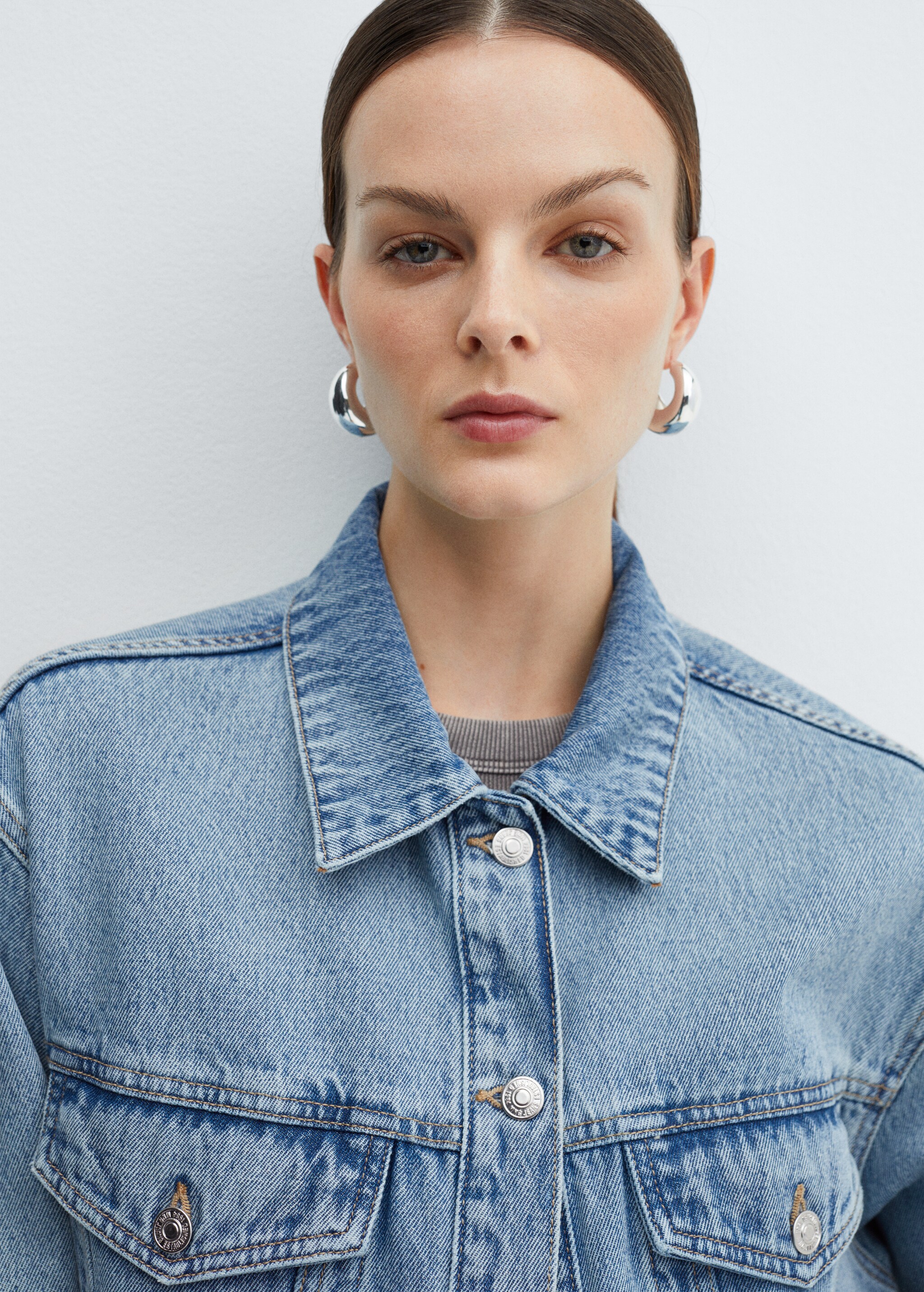 Oversize denim jacket - Details of the article 1