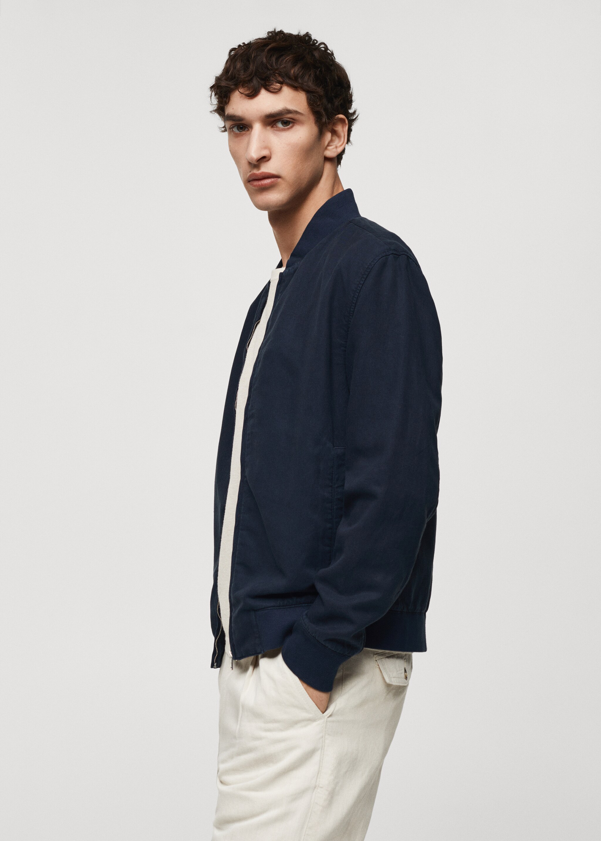 Linen lyocell bomber jacket - Details of the article 2