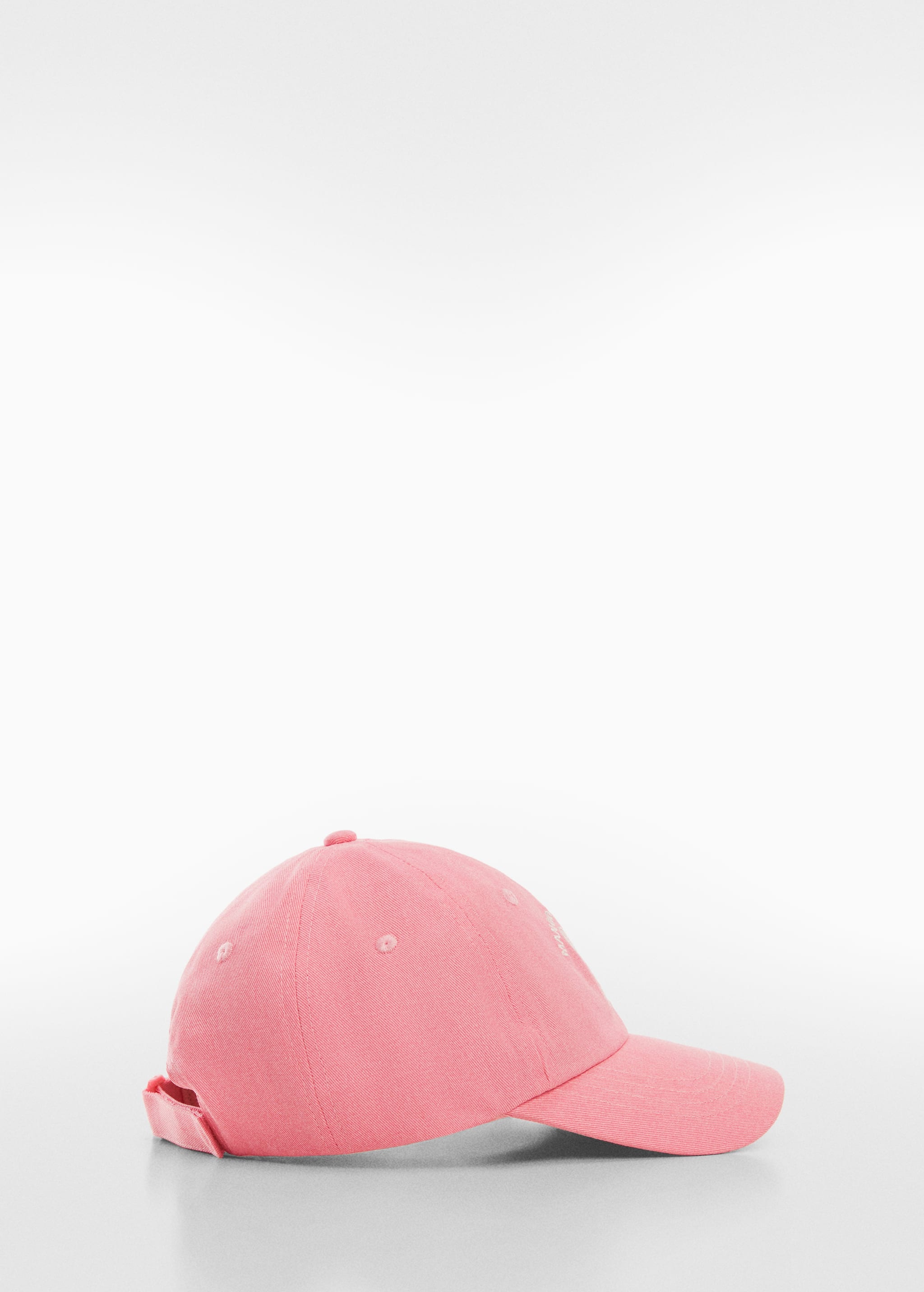 Cap with embroidered logo - Article without model
