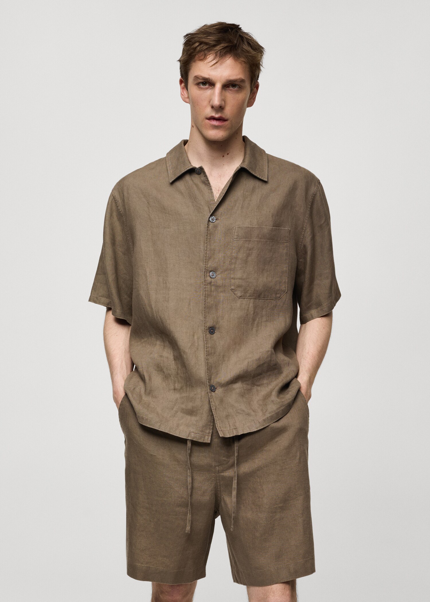 Regular-fit 100% linen shirt with pocket - Medium plane
