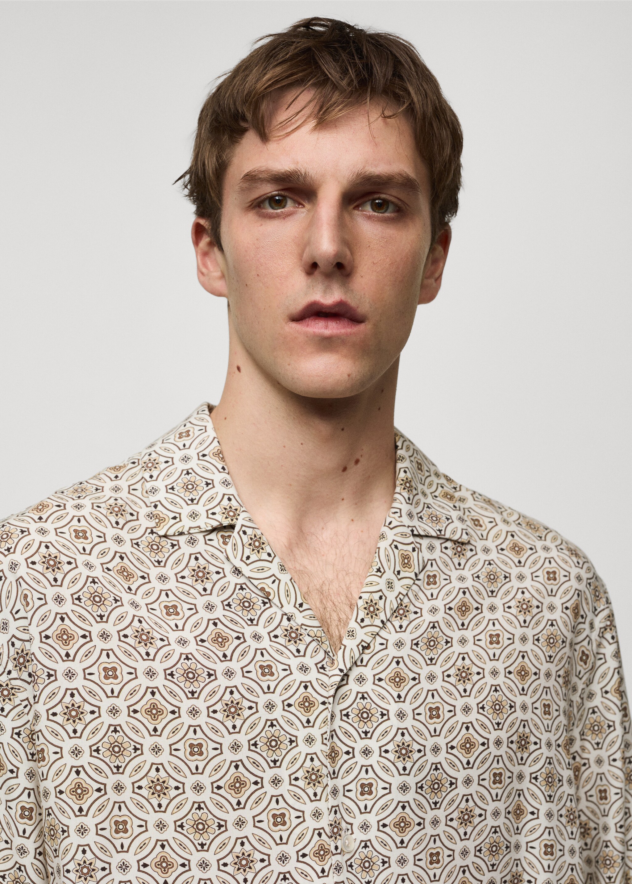 Regular-fit flowy printed shirt - Details of the article 1
