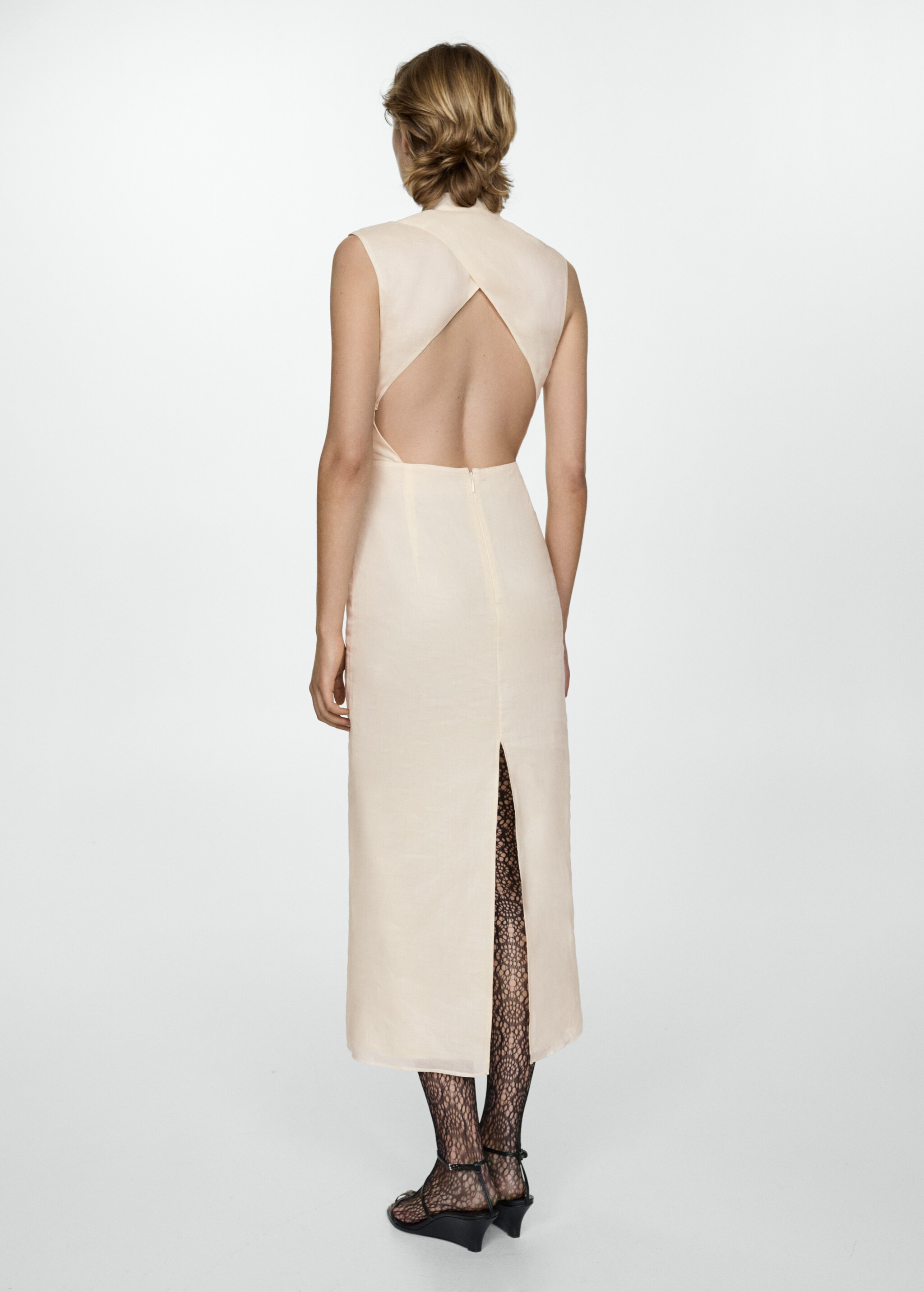 Open-back ramie dress - Reverse of the article