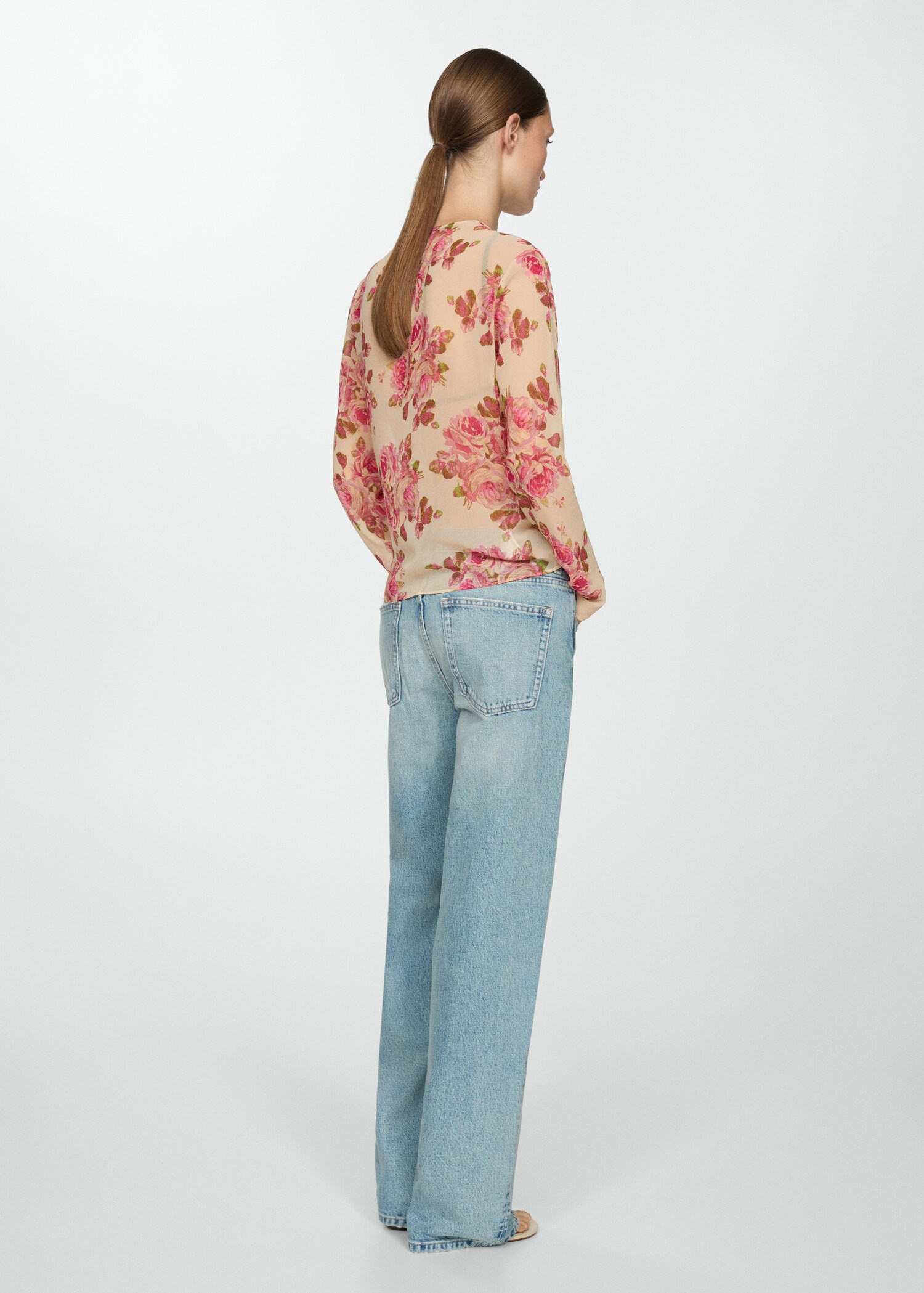 Floral print crossover blouse - Reverse of the article
