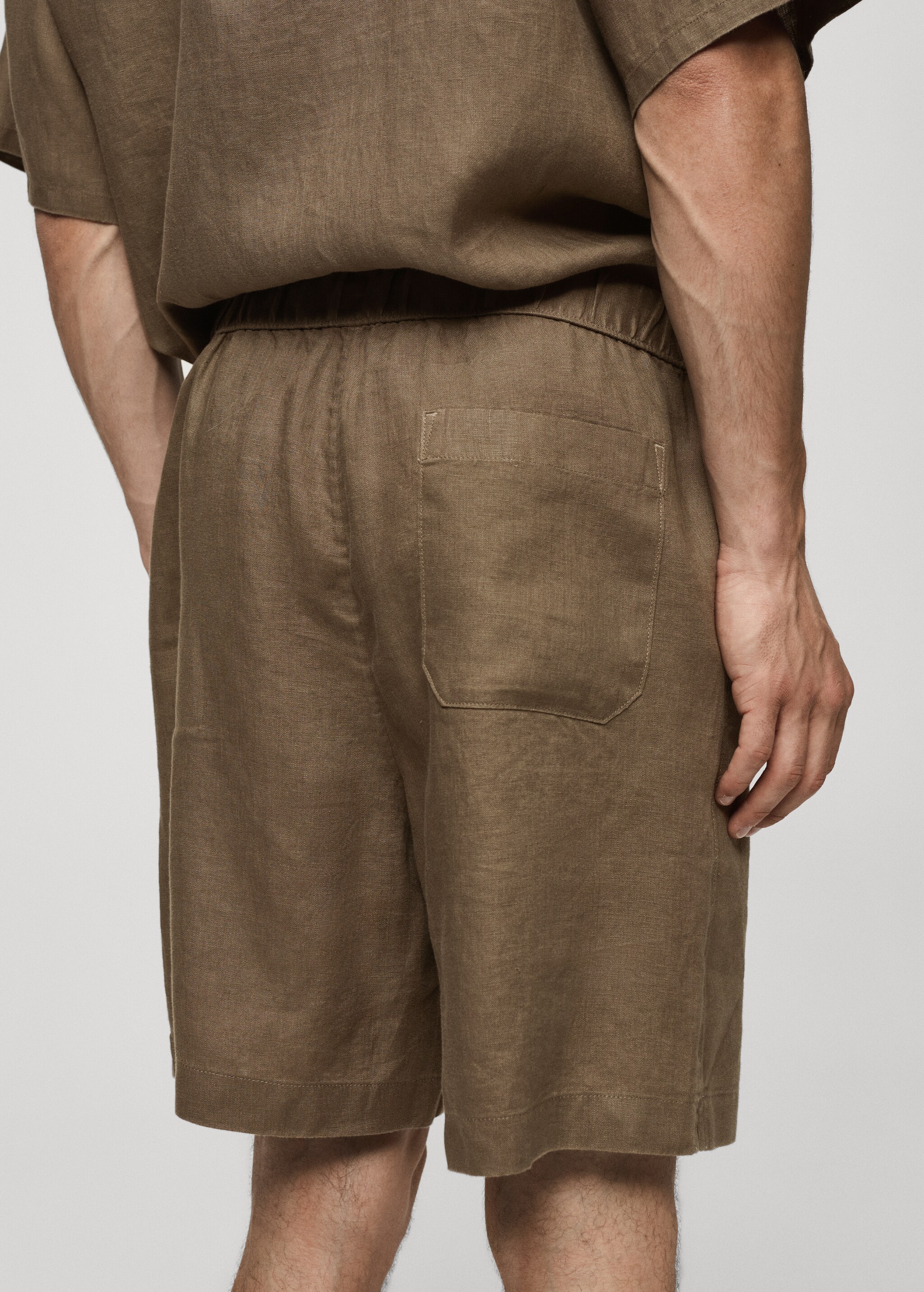 100% linen bermuda shorts with drawstring - Details of the article 4