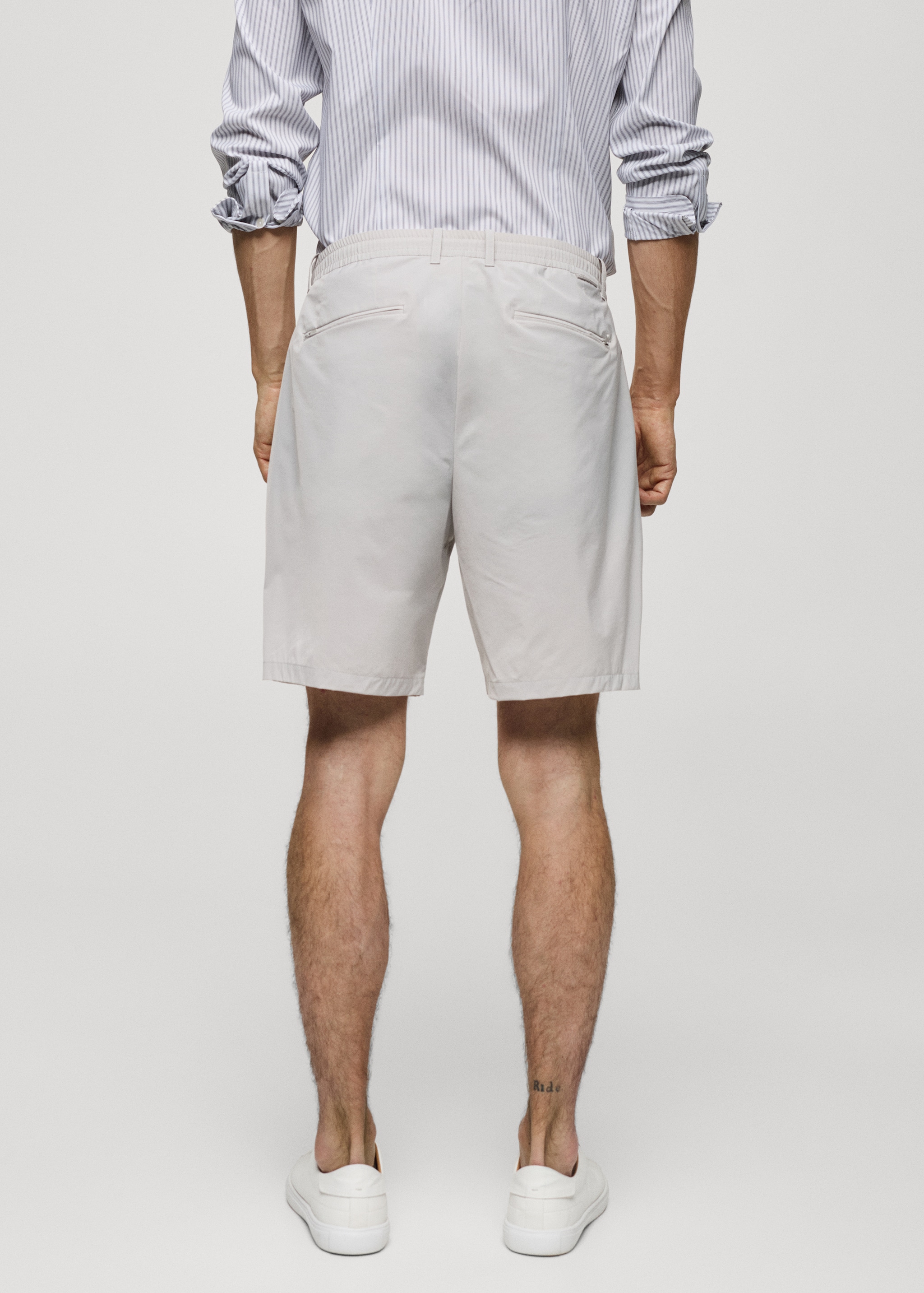 Regular-fit bermuda shorts with drawstring  - Reverse of the article