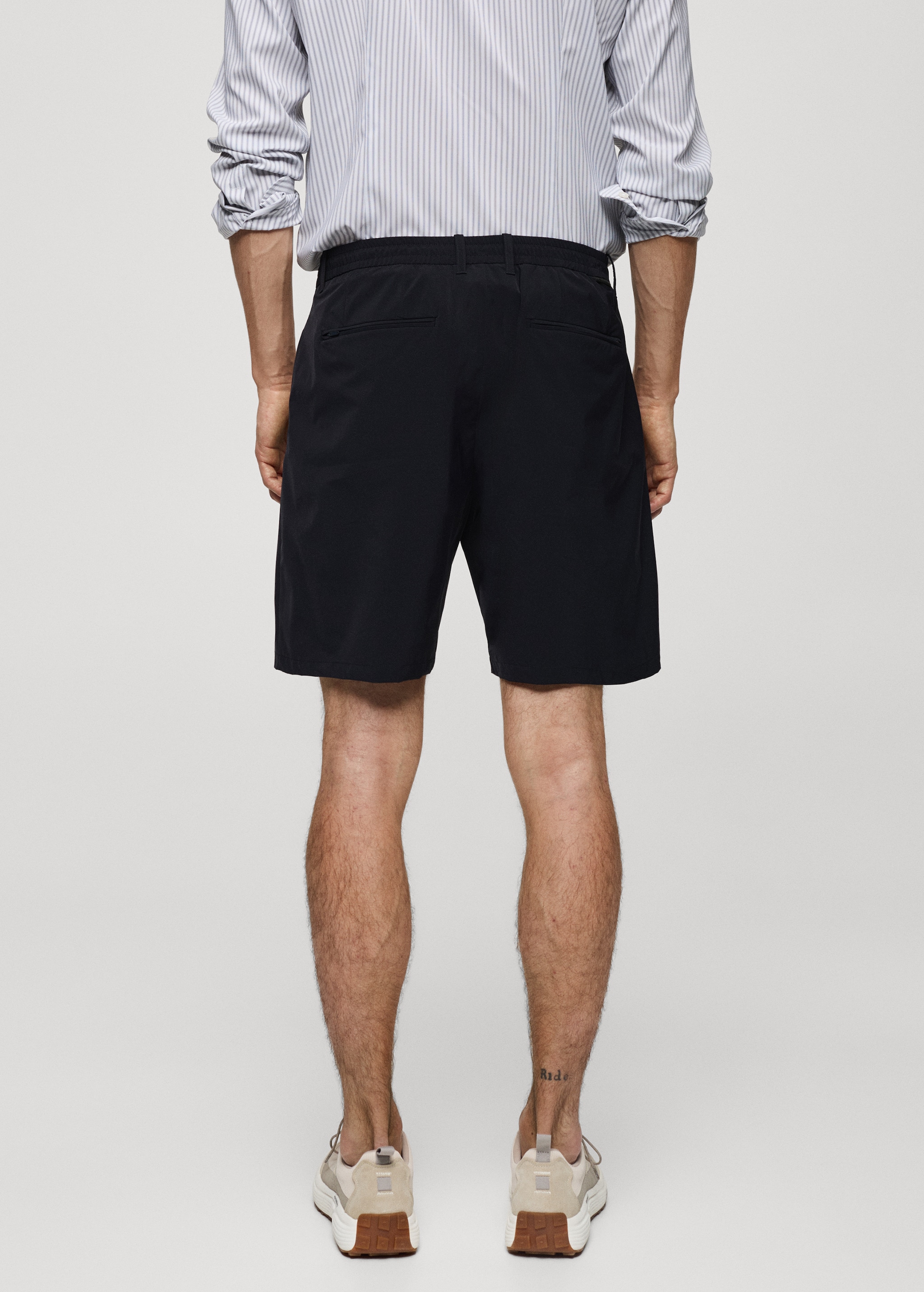 Regular-fit bermuda shorts with drawstring  - Reverse of the article