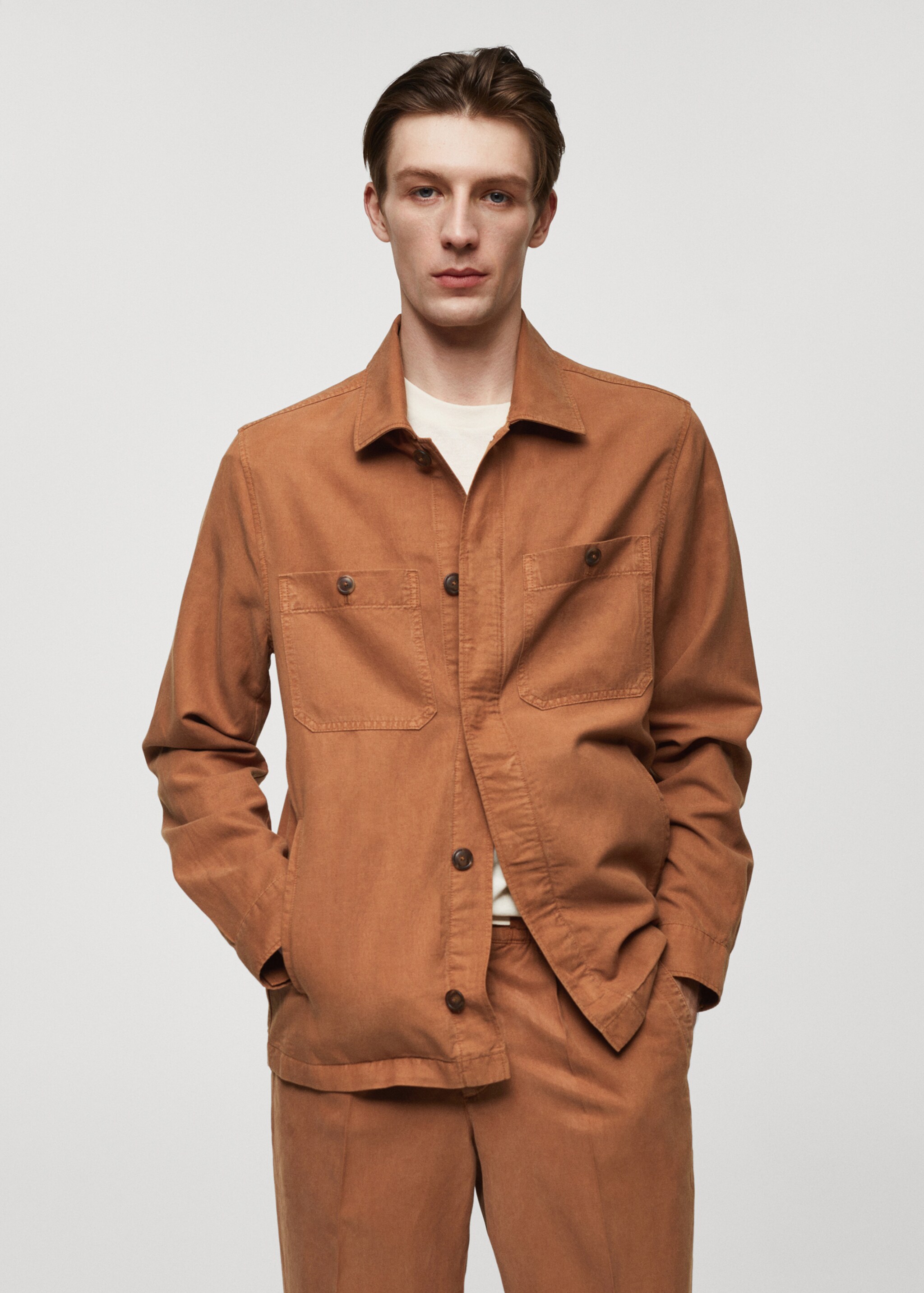 Surchemise slim-fit Tencel lin - Plan moyen