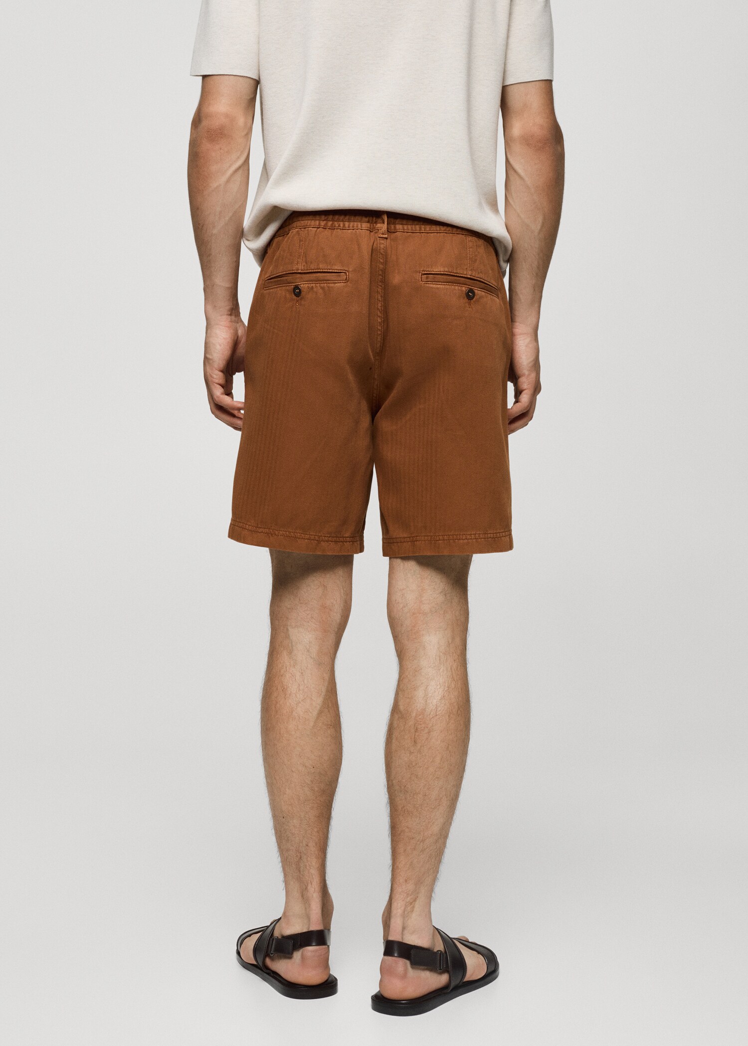 Bermuda shorts sada - Reverse of the article
