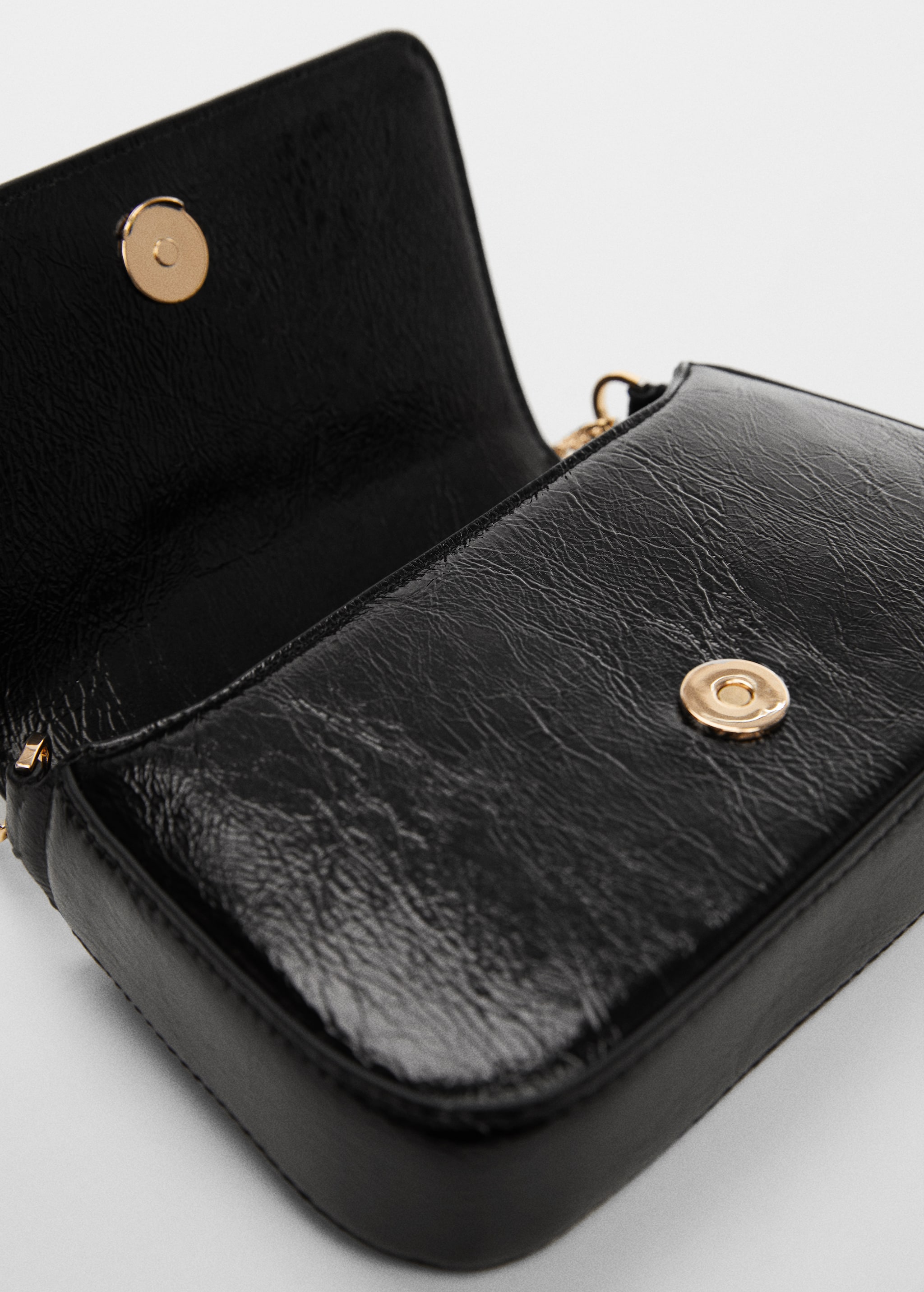 Patent leather-effect chain bag - Details of the article 1