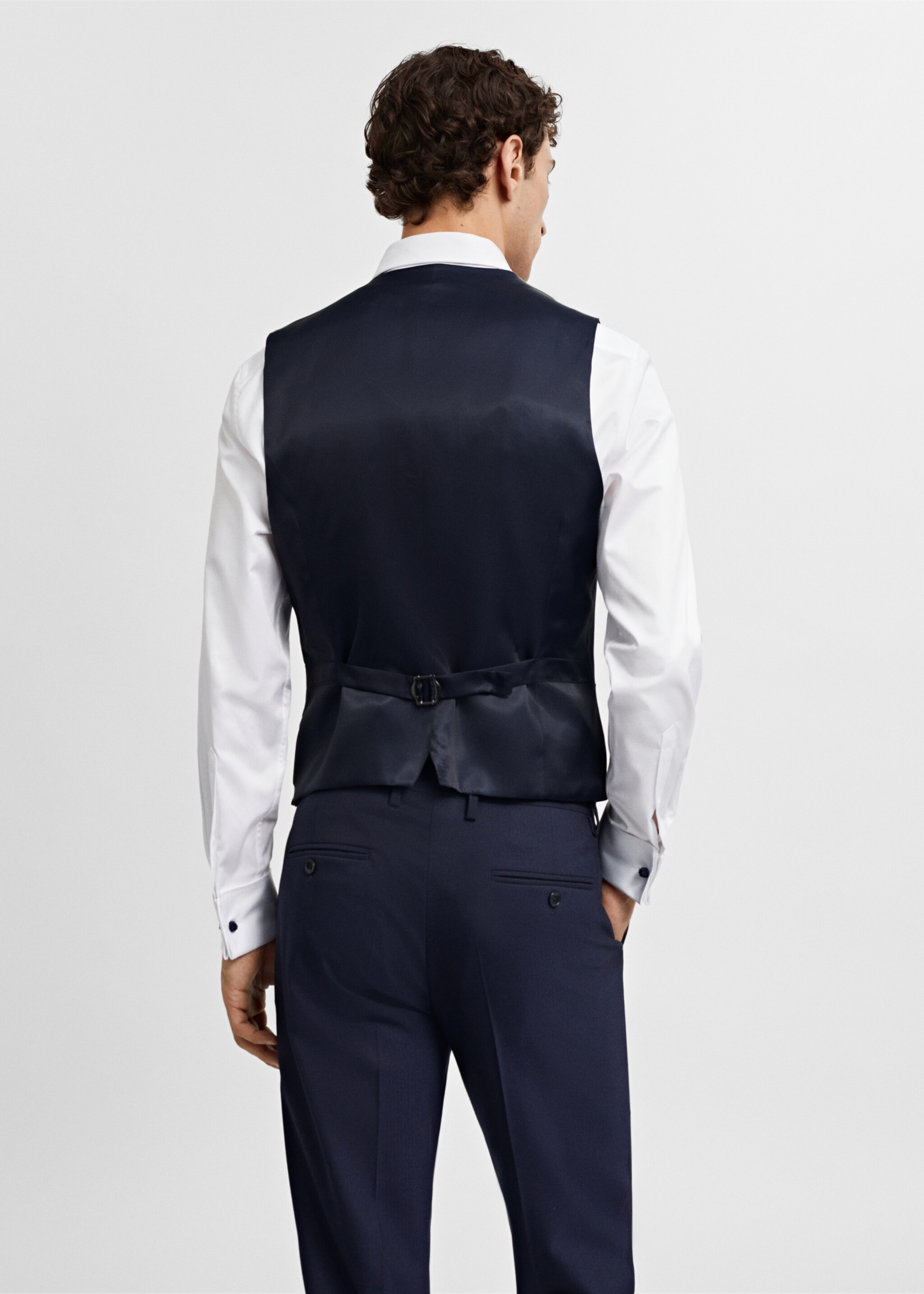 Костюмный жилет slim fit - Обратная сторона изделия